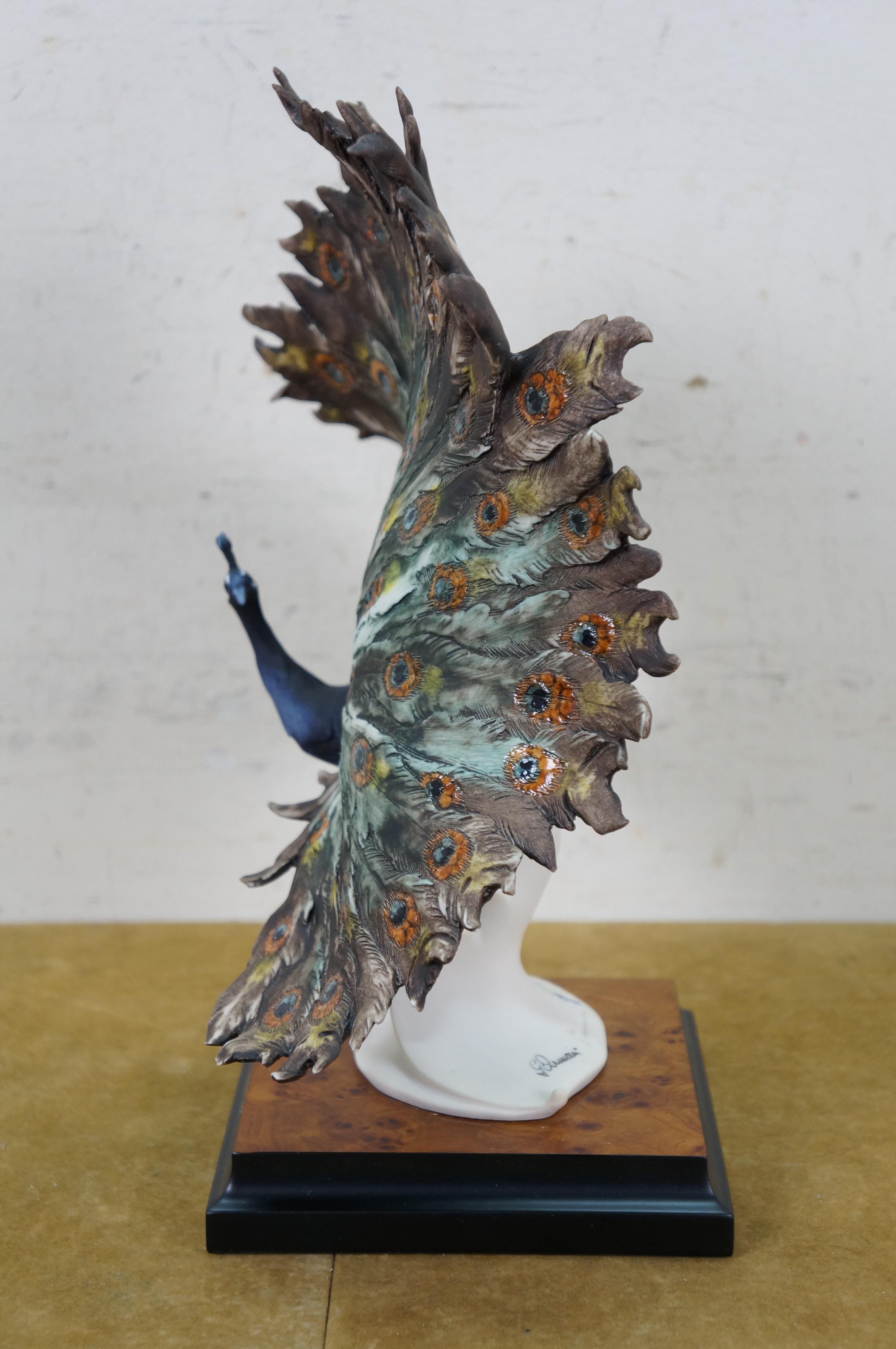 Rare Giuseppe Armani Signed Capodimonte Peacock 0720 Figurine & Shadowbox Case For Sale 1