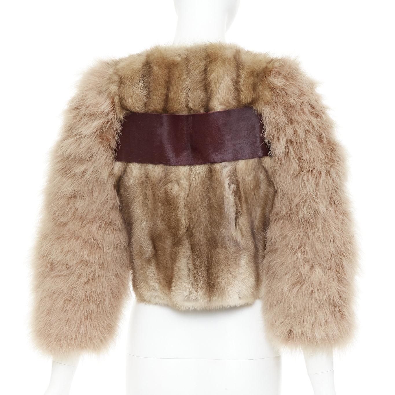 rare GIVENCHY beige Astrakan fur feather sleeves cropped bolero jacket en venta 1