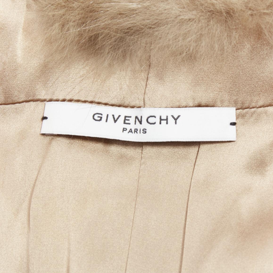 rare GIVENCHY beige Astrakan fur feather sleeves cropped bolero jacket en venta 4