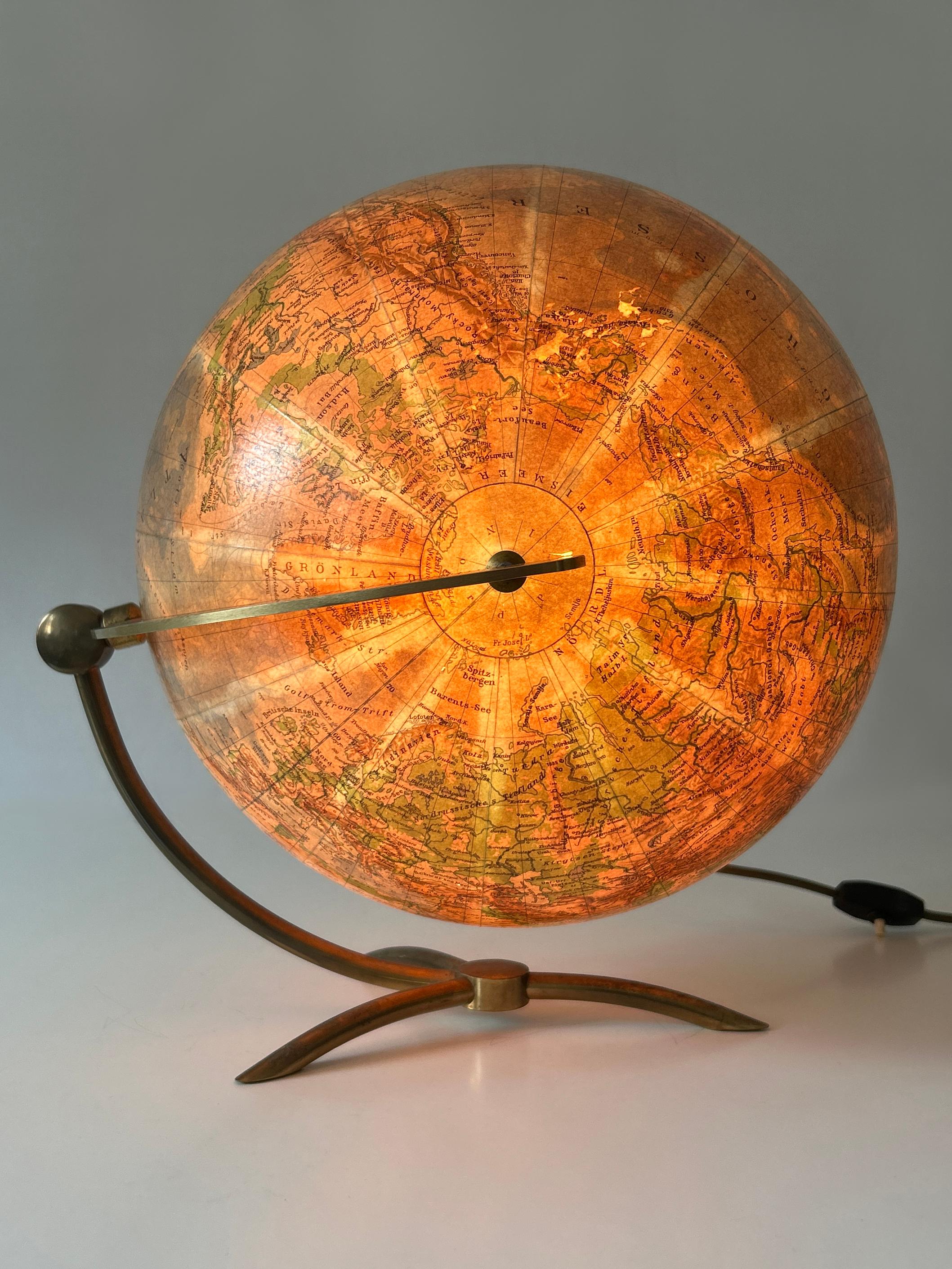 Lampada da tavolo o globo terrestre in vetro raro di Columbus Verlag - Paul Oestergaard 1960 in vendita 4