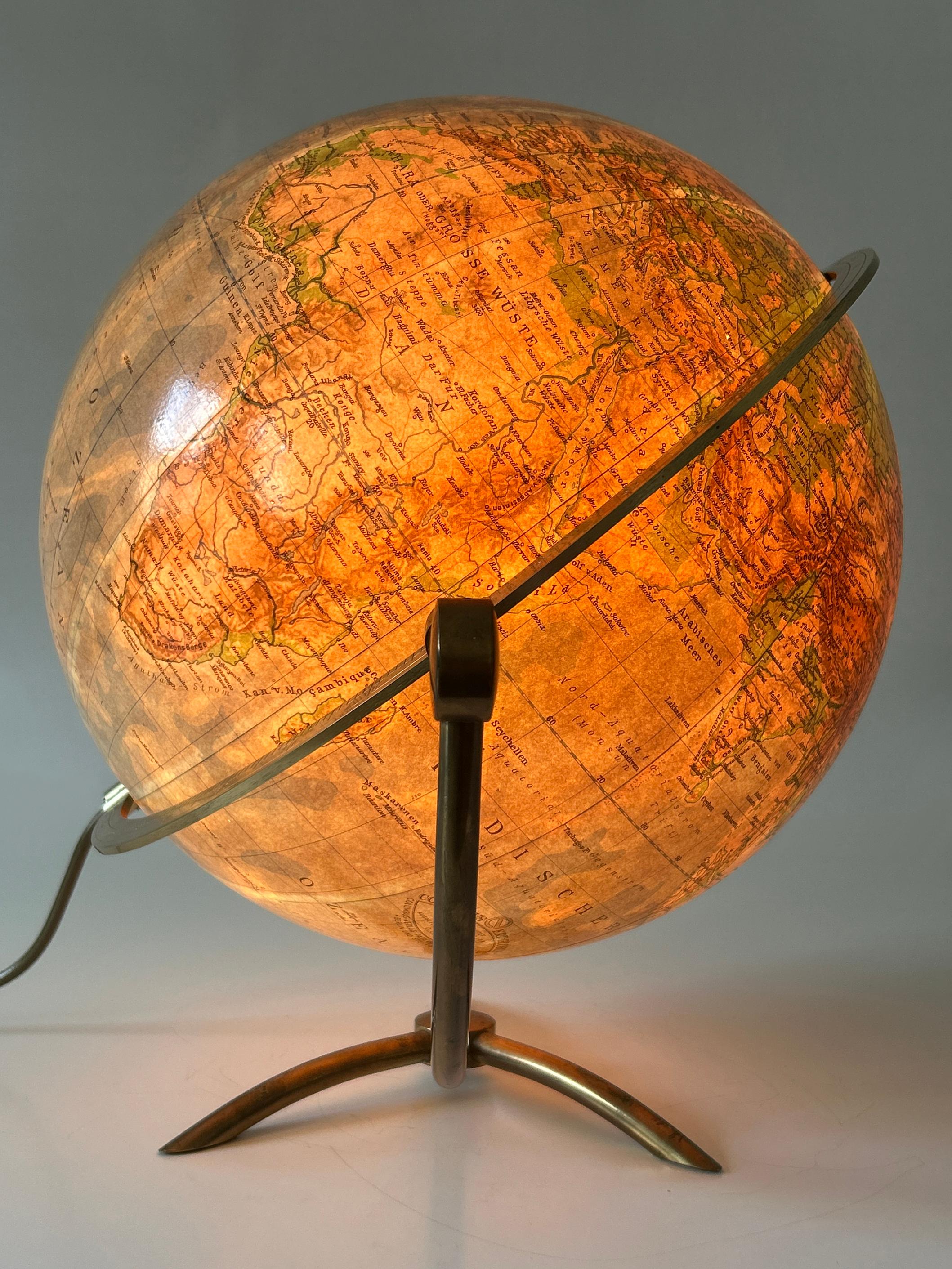 Lampada da tavolo o globo terrestre in vetro raro di Columbus Verlag - Paul Oestergaard 1960 in vendita 6