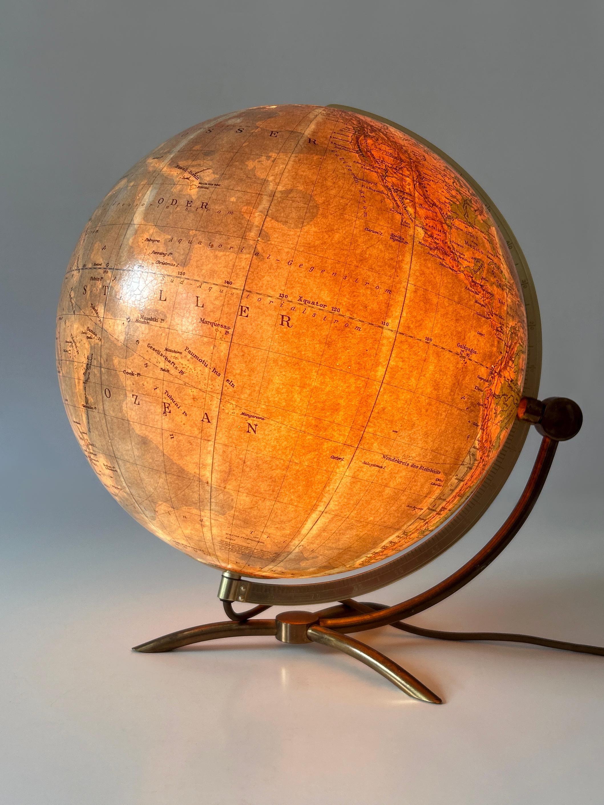 Lampada da tavolo o globo terrestre in vetro raro di Columbus Verlag - Paul Oestergaard 1960 in vendita 11