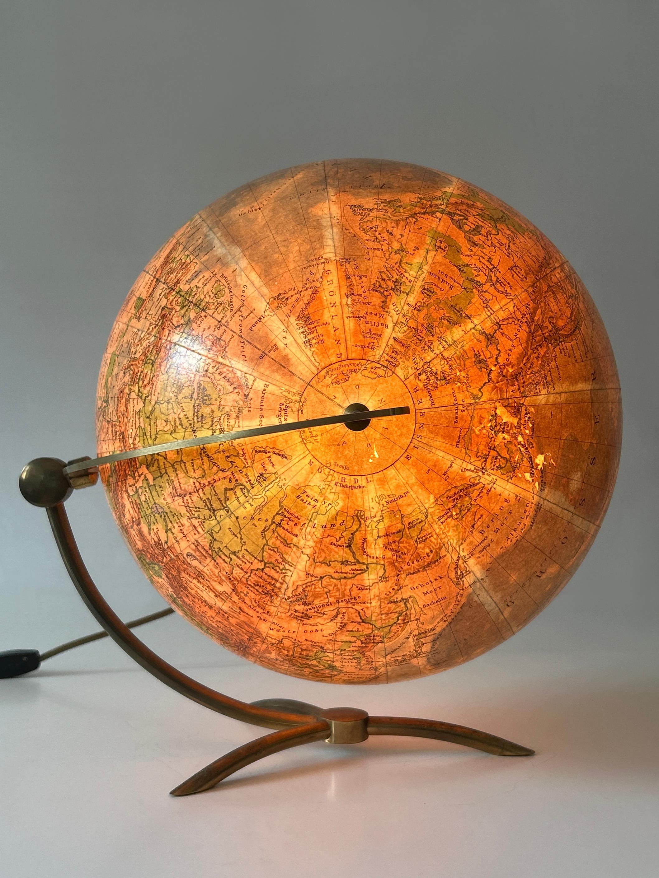 Lampada da tavolo o globo terrestre in vetro raro di Columbus Verlag - Paul Oestergaard 1960 in vendita 2