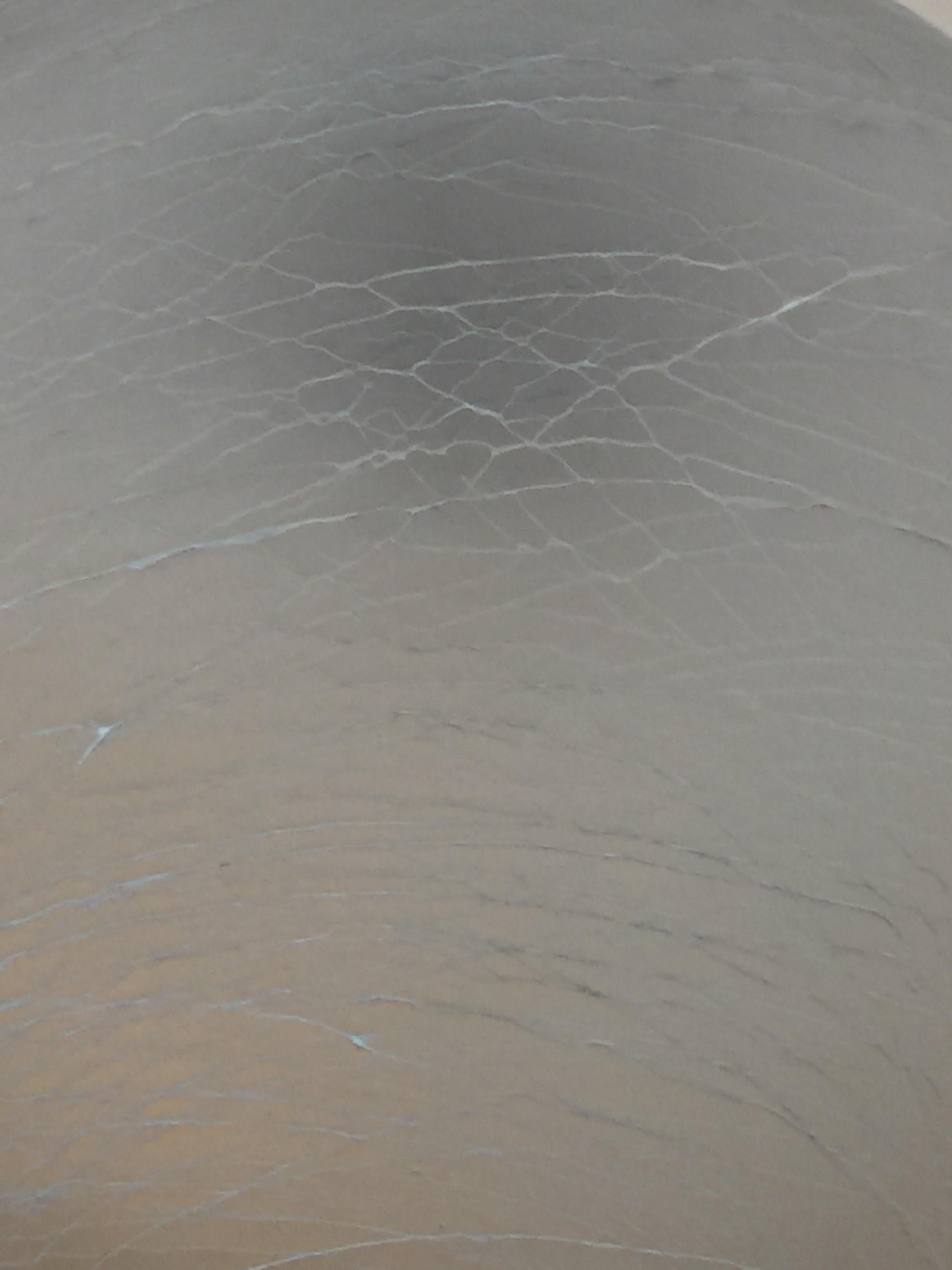 Seltene Kugelleuchte von Venini aus weißem, undurchsichtigem, strukturiertem Muranoglas (Messing) im Angebot