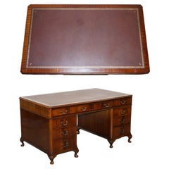 Vintage RARE GLOBE WERNiCKE BURGUNDY EMBOSSED LEATHER TOP TWIN PEDESTAL DESK