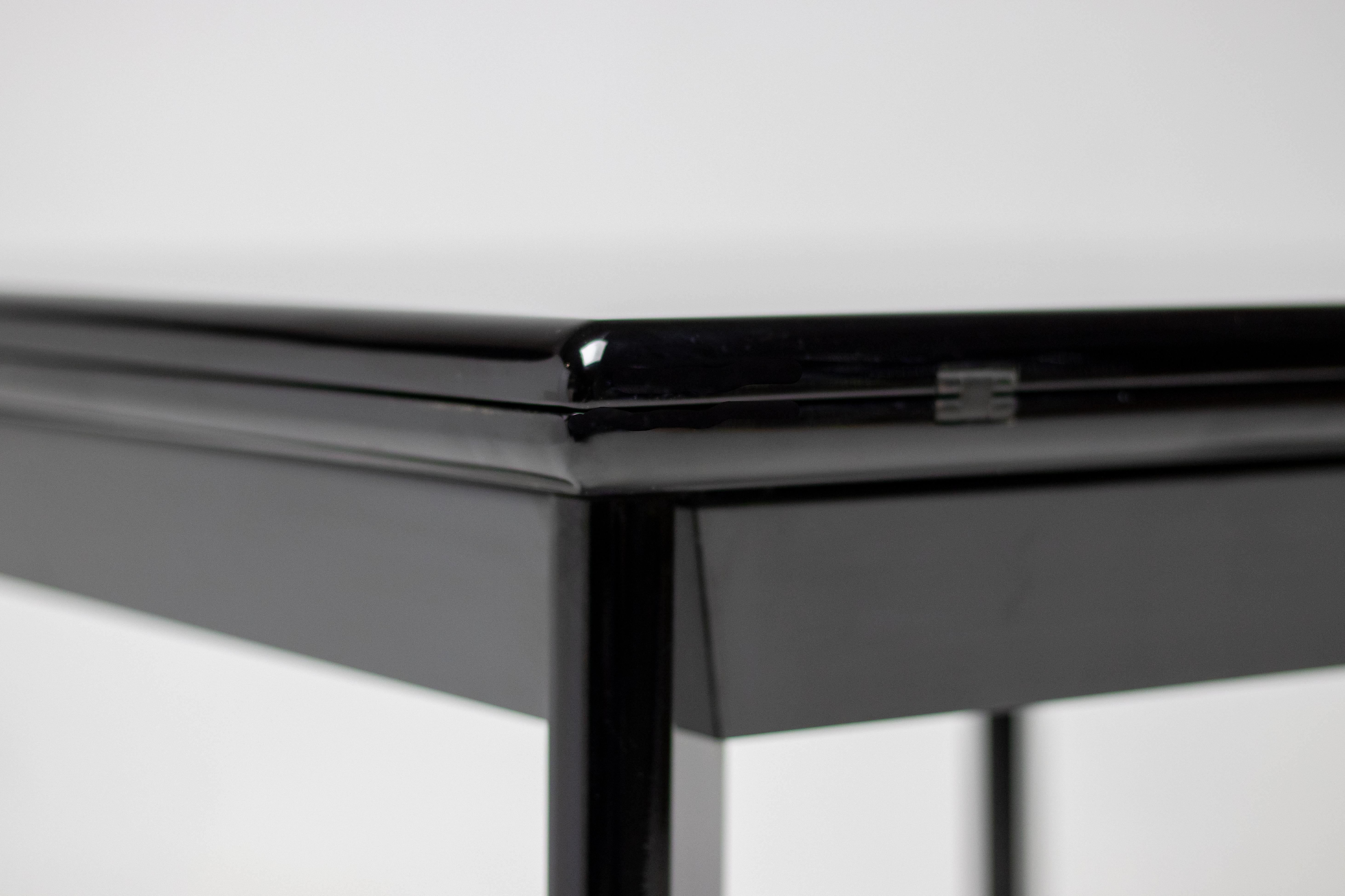 Rare Gloss Black Folding Table by Kazuhide Takahama In Good Condition For Sale In Dronten, NL