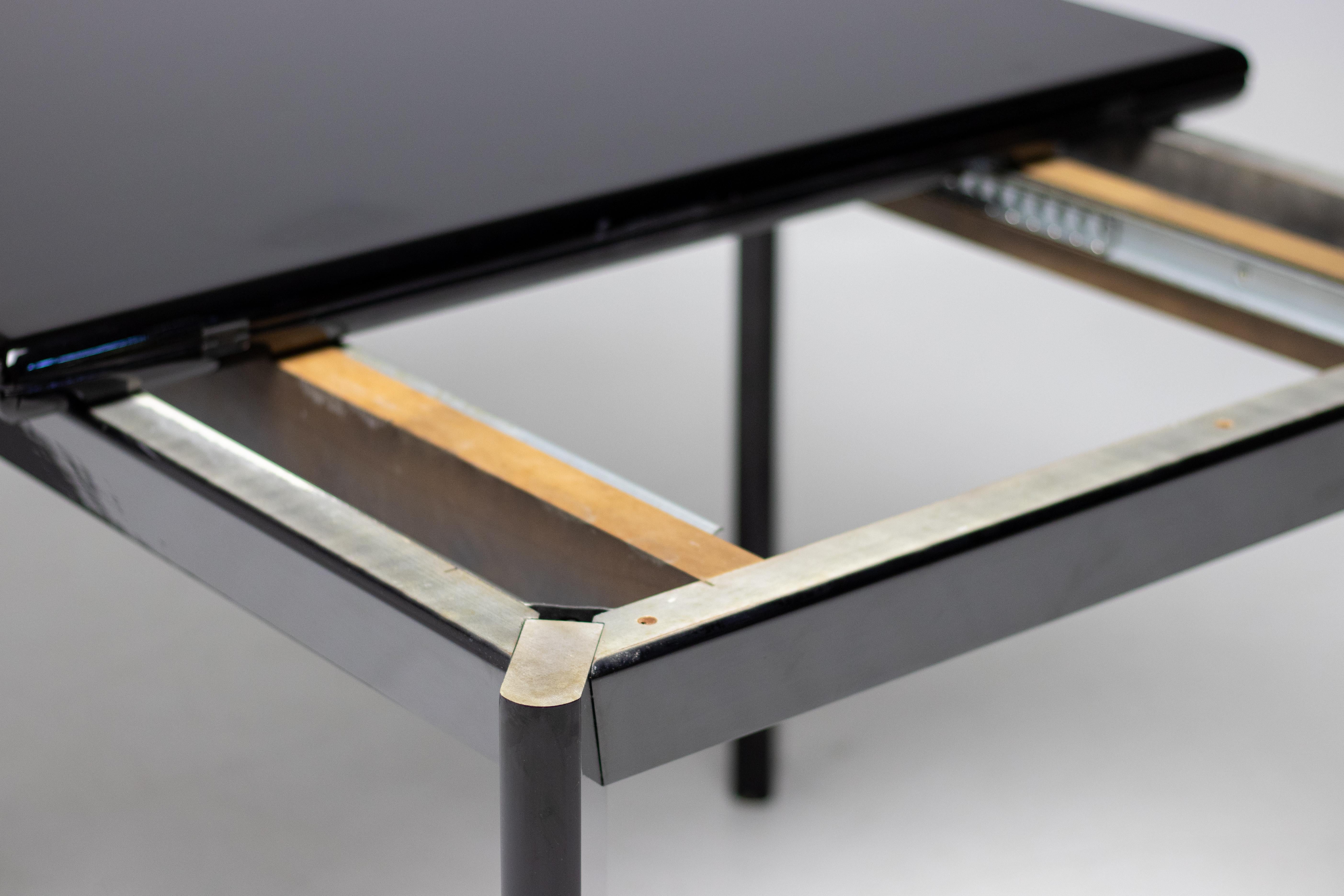 Rare Gloss Black Folding Table by Kazuhide Takahama For Sale 1