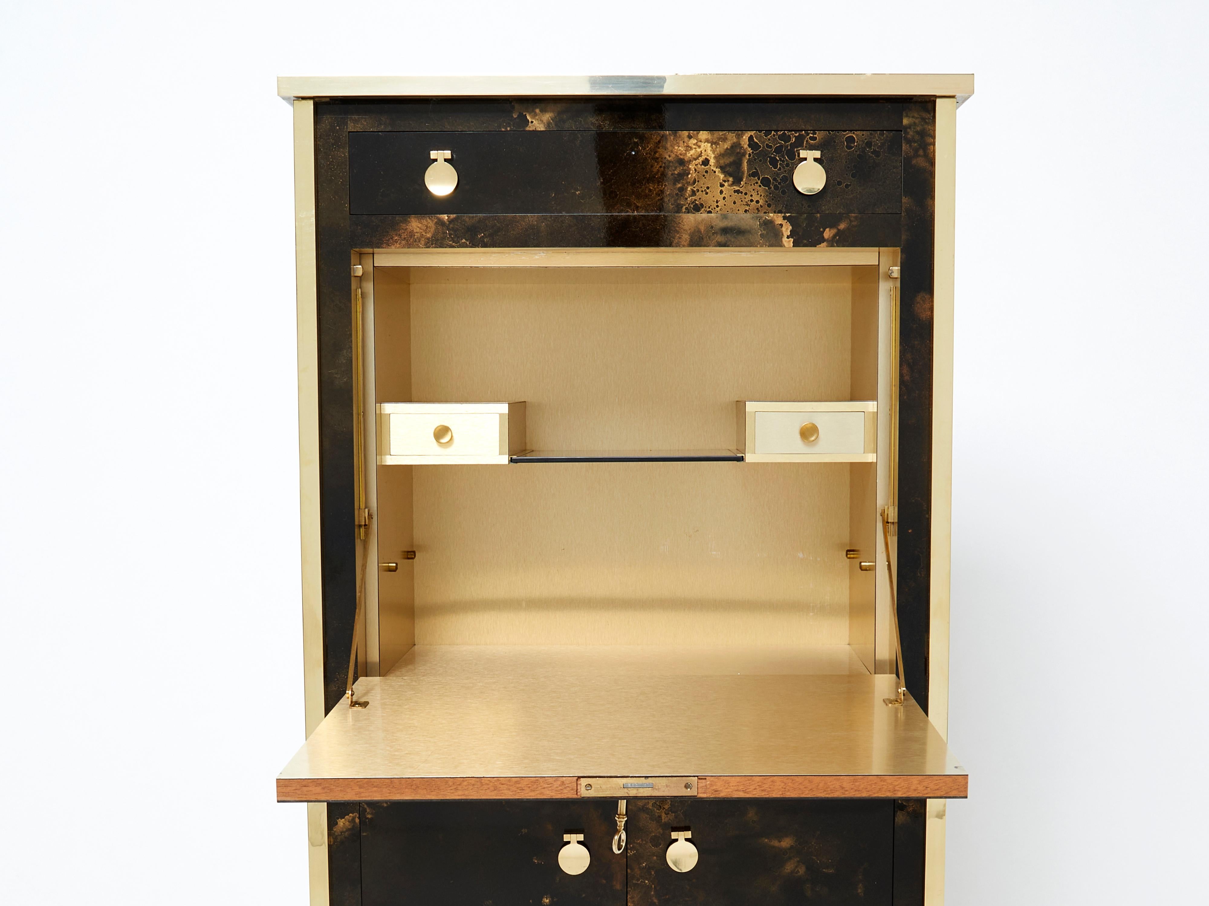 Rare Golden Lacquer and Brass Maison Jansen Secretary Cabinet 1970s In Good Condition For Sale In Paris, IDF