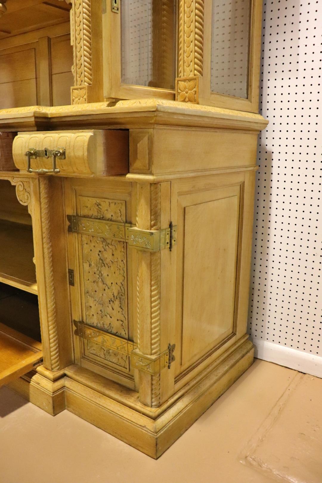 Rare Golden Oak Herter Brothers Attributed Court Cabinet or Cupboard circa 1880 For Sale 6