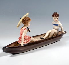 Raro gruppo Goldscheider Art Déco, Bambini in barca, di Stephan Dakon, ca. 1936