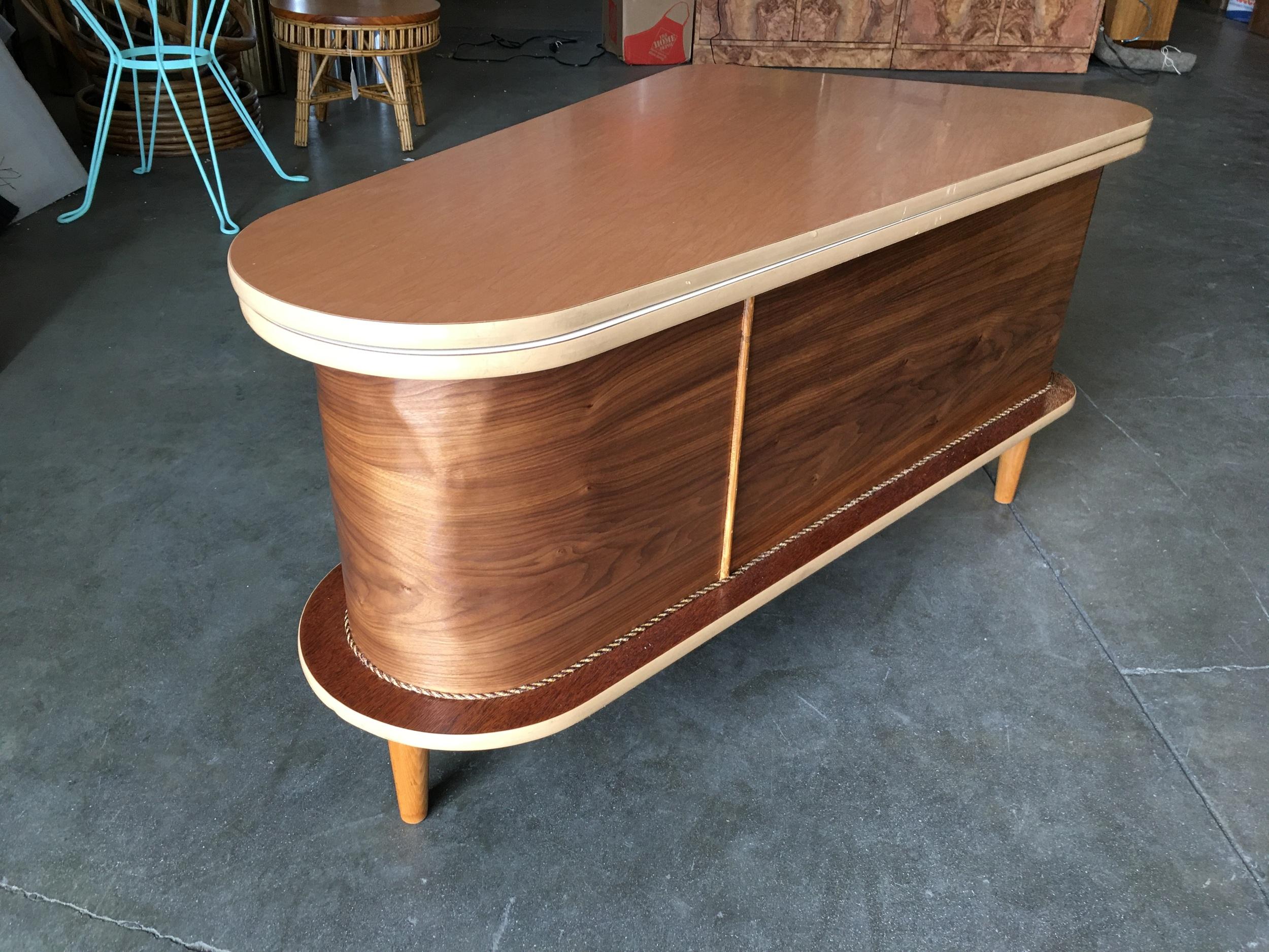 Mid-Century Modern Rare Grand Server Convertible Bar/Coffee Table Designed for the World's Fair