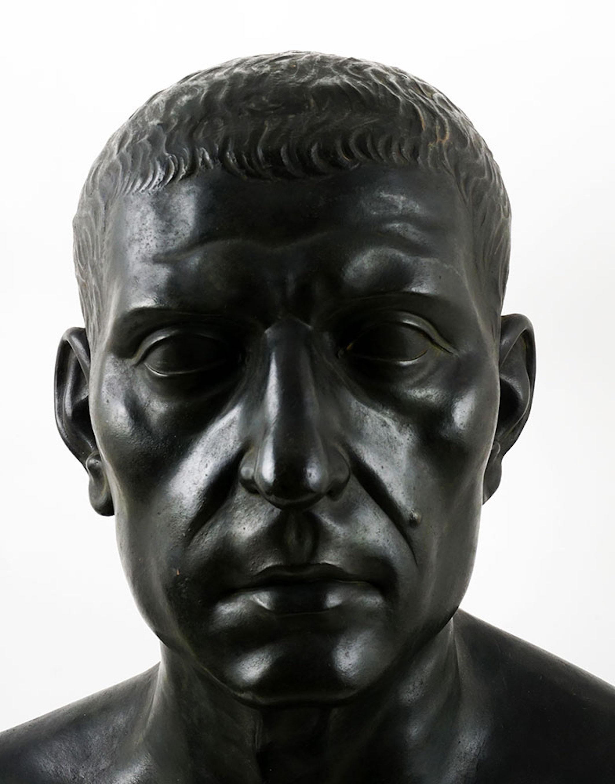 Rare grand Tour Patinated bronze bust of Cicero After Massimiliano Soldani Benzi. The original is in the collection of Liechtenstein Museum in Vienna. Provenance: Collection Les Clercs de Saint-Viateur du Canada.