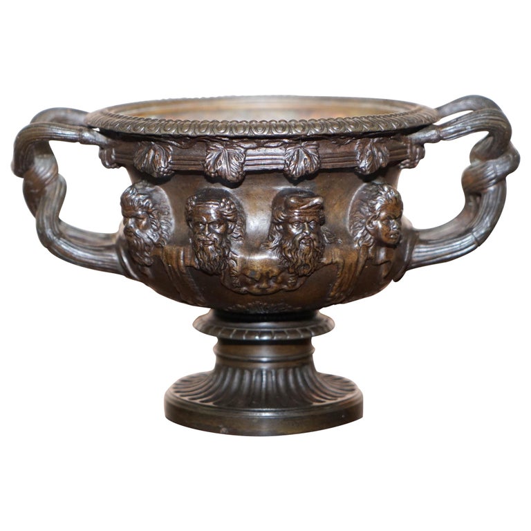 Rare Grand Tour Bronze of the Warwick Vase circa 1880 Based on Roman