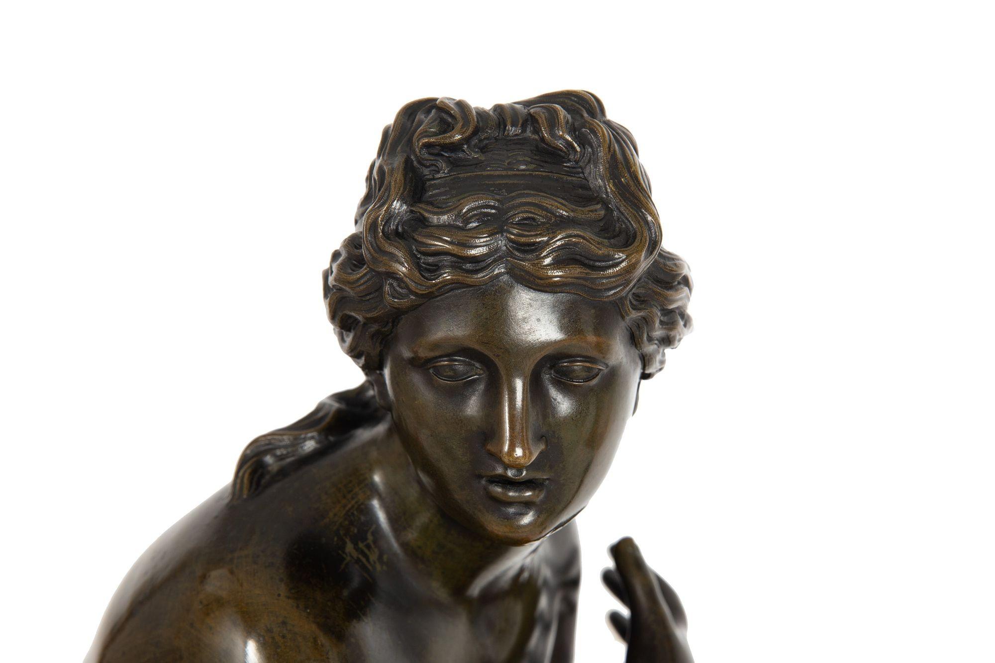 Rare Grand Tour Italian Antique Bronze Sculpture “Crouching Venus” circa 1850 2