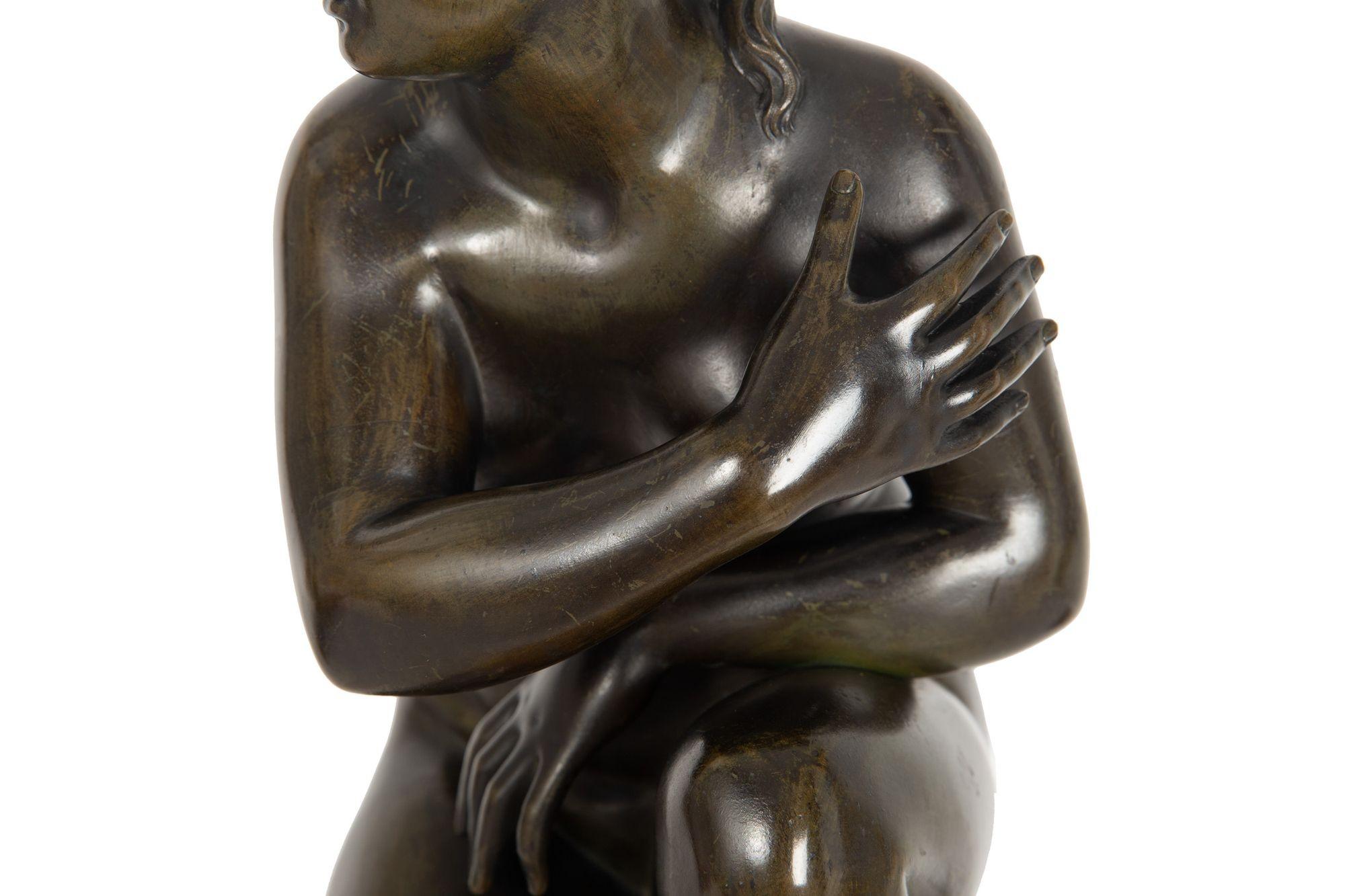 Rare Grand Tour Italian Antique Bronze Sculpture “Crouching Venus” circa 1850 3