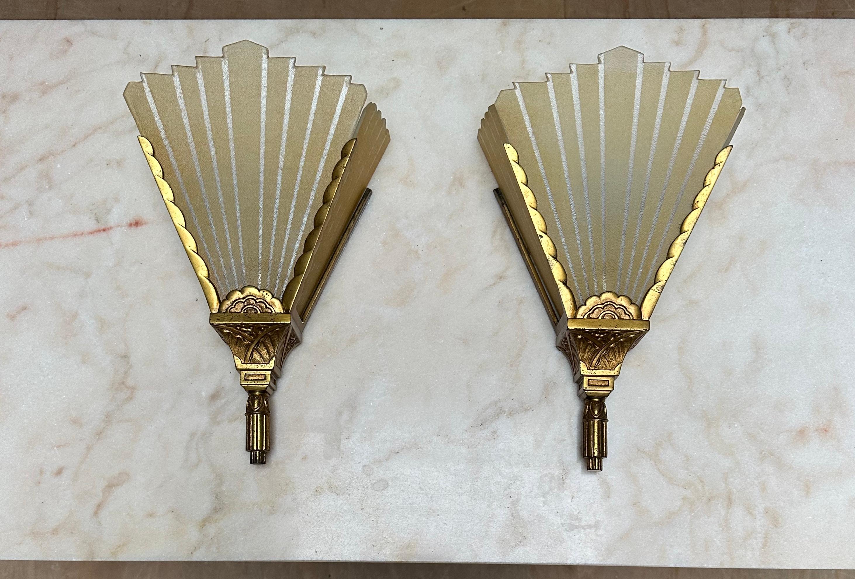 French Rare & Great Pair of Art Deco Era, Fan Design Gilt Bronze & Glass Wall Sconces  For Sale