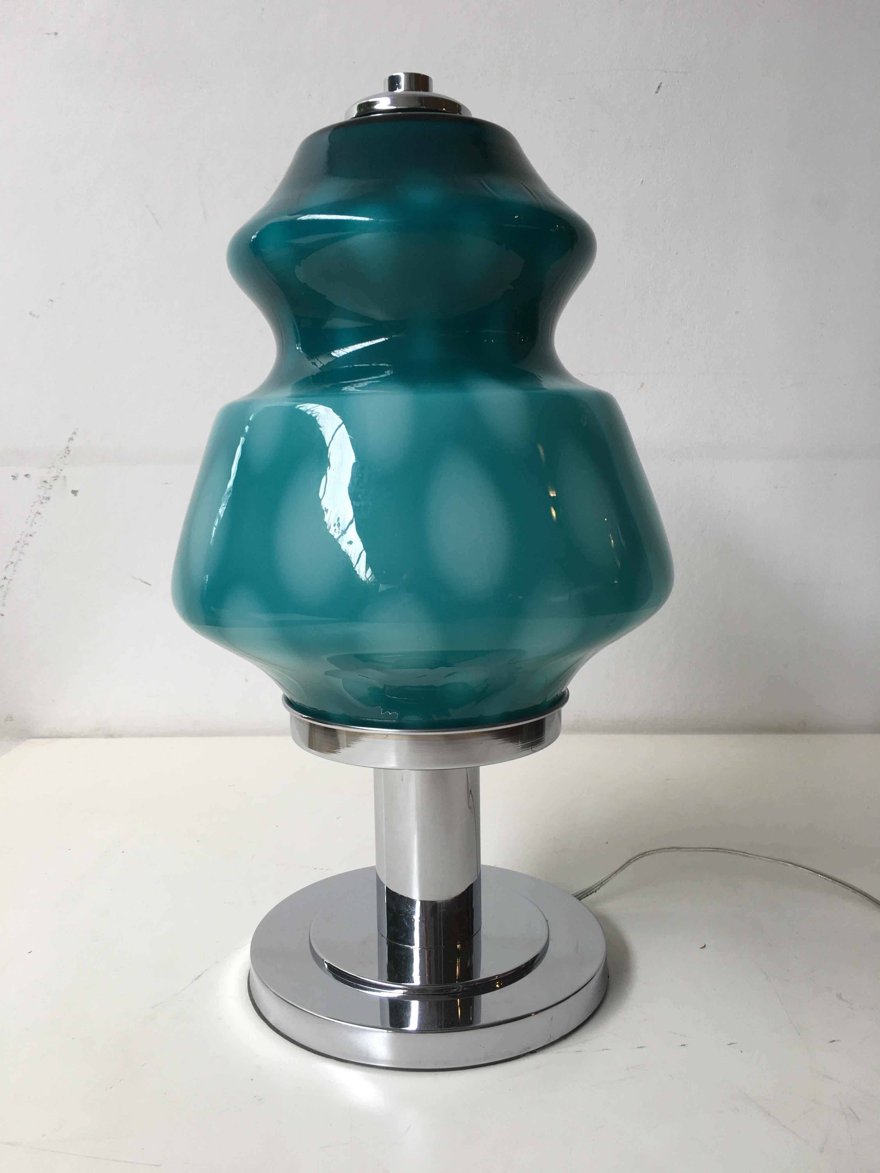 Rare green and white opaline glass table lamp, 1970s
Made of opaline glass
Re-polished
Fully functional
Very good condition
In the style of Sergio Mazza.