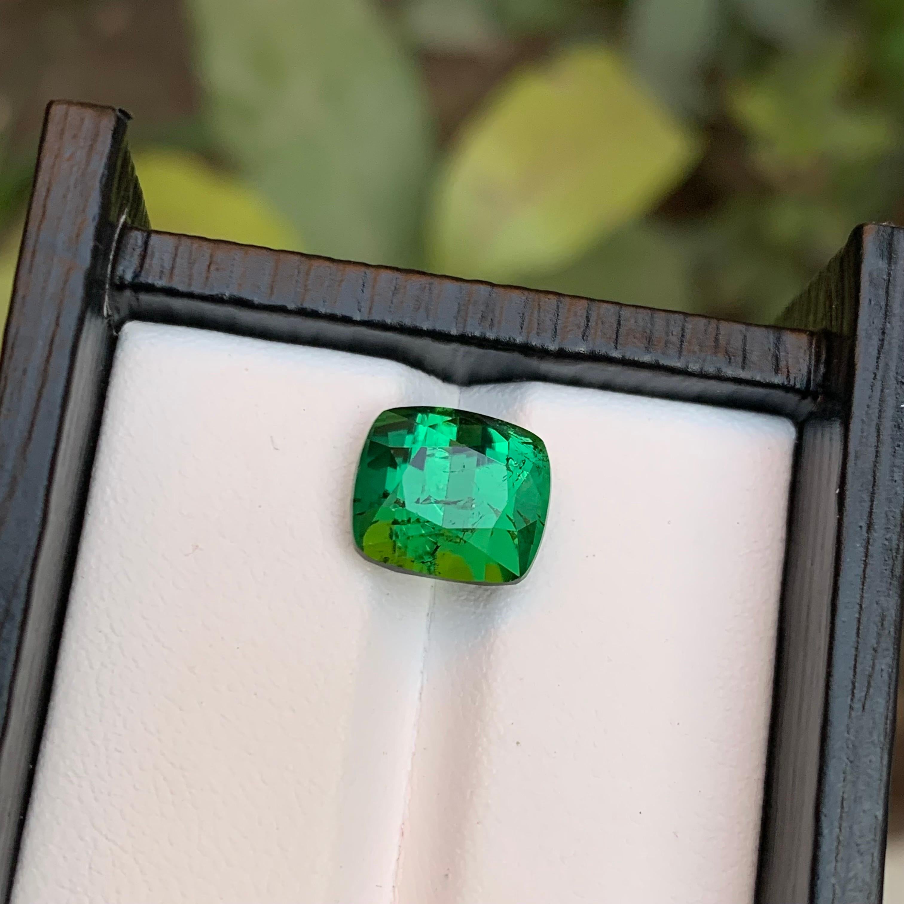 Rare Green Cushion Cut Natural Tourmaline Loose Gemstone, 5.05 Carat-Afghanistan For Sale 8