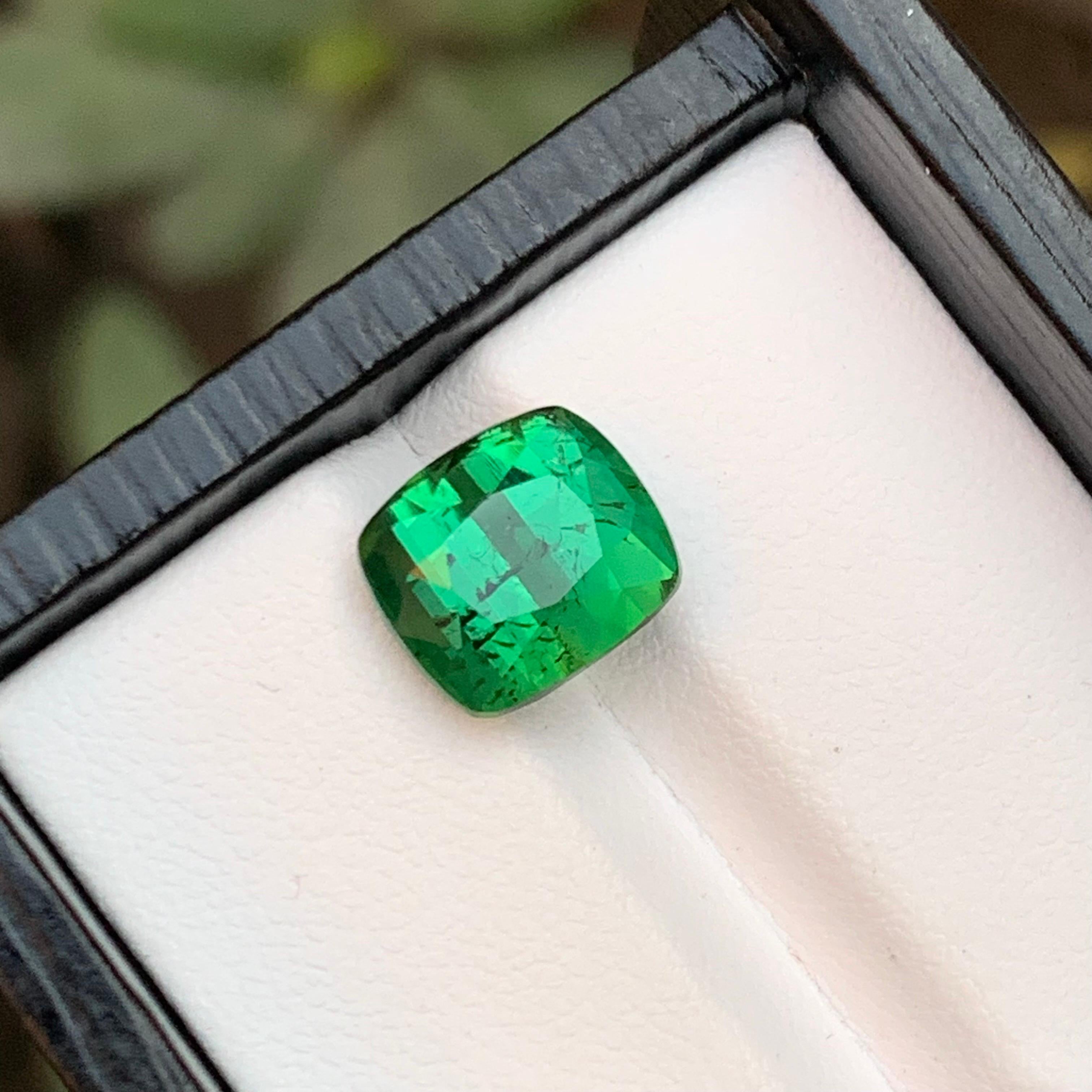 Rare Green Cushion Cut Natural Tourmaline Loose Gemstone, 5.05 Carat-Afghanistan For Sale 3