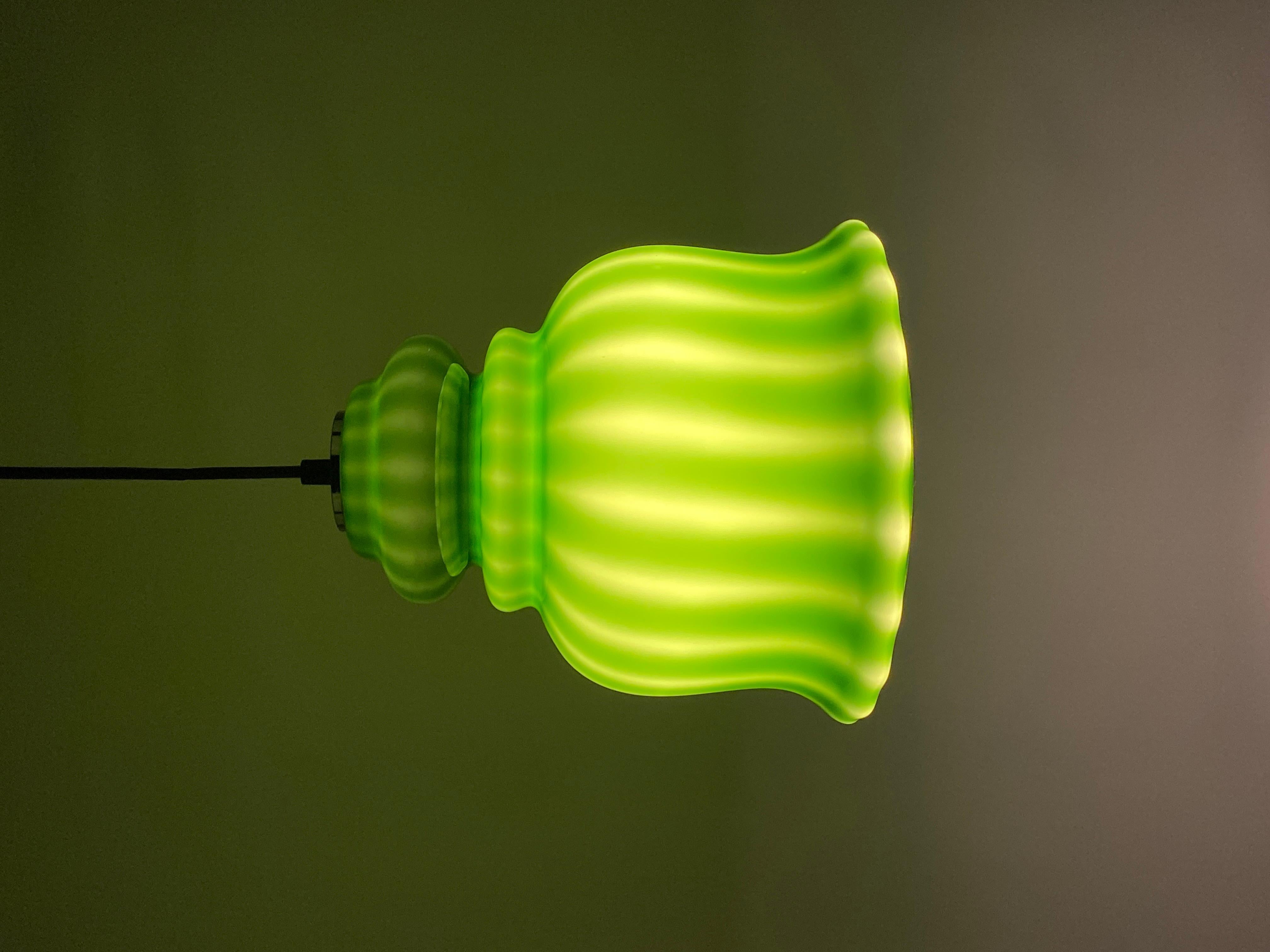 Rare green glass pendant light by Peill and Putzler 1960 For Sale 2