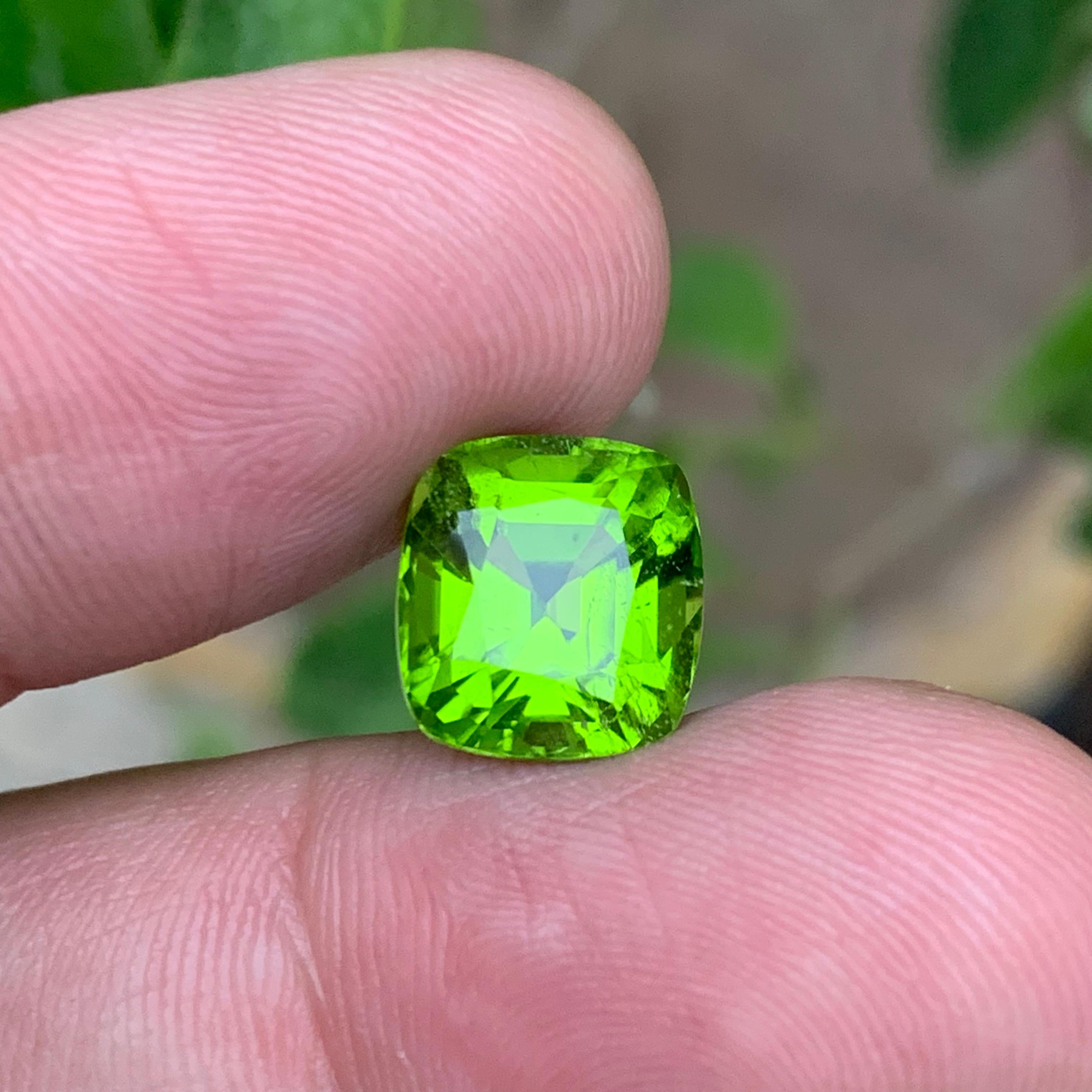 Piedra natural verde de peridoto, talla cojín de 7,35 ct para anillo, joyería colgante 1
