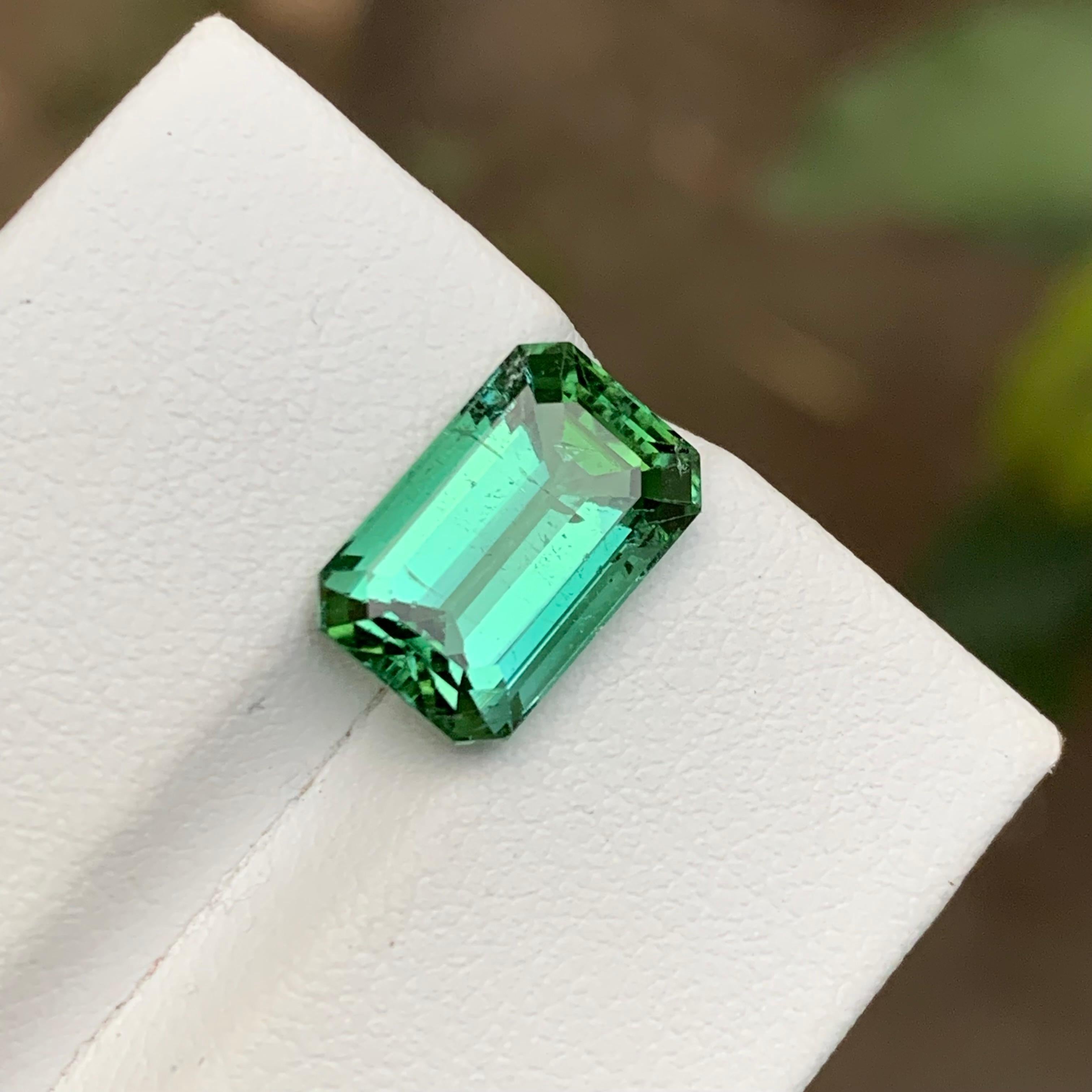 Rare Green Natural Tourmaline Gemstone 4.80 Ct Step Emerald Cut for Ring/Jewelry For Sale 2