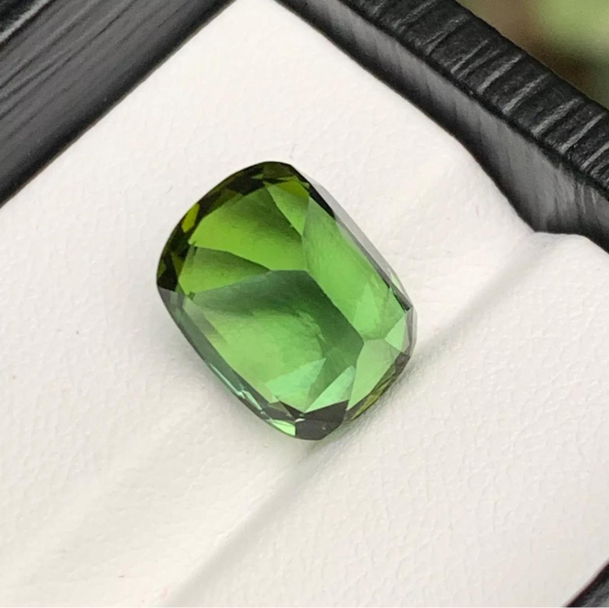 Rare Green Natural Tourmaline Gemstone, 5.90 Ct Step Cushion Mix Cut for Ring For Sale 1