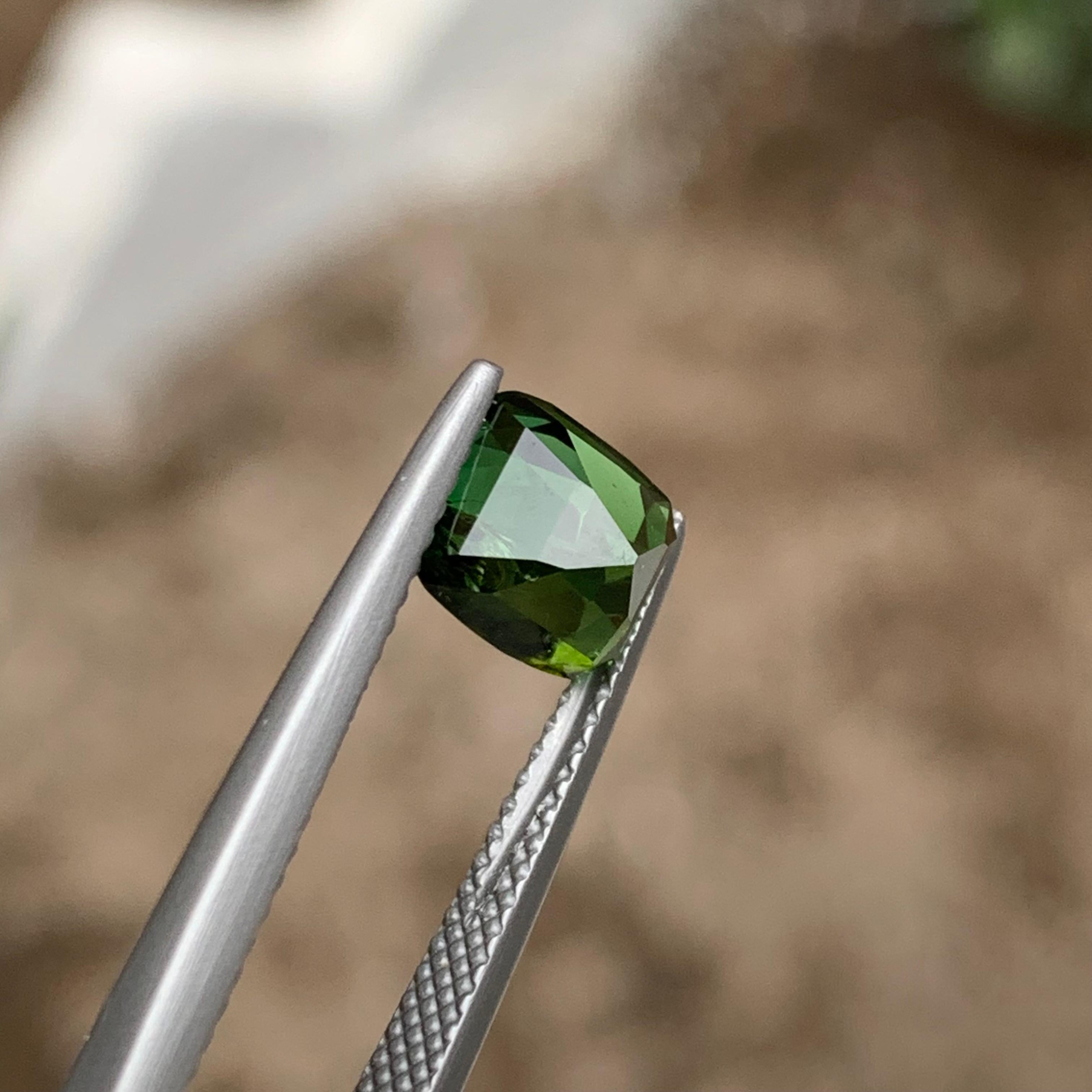Rare Green Natural Tourmaline Loose Gemstone 2.10Ct Cushion Cut for Ring/Jewelry For Sale 6