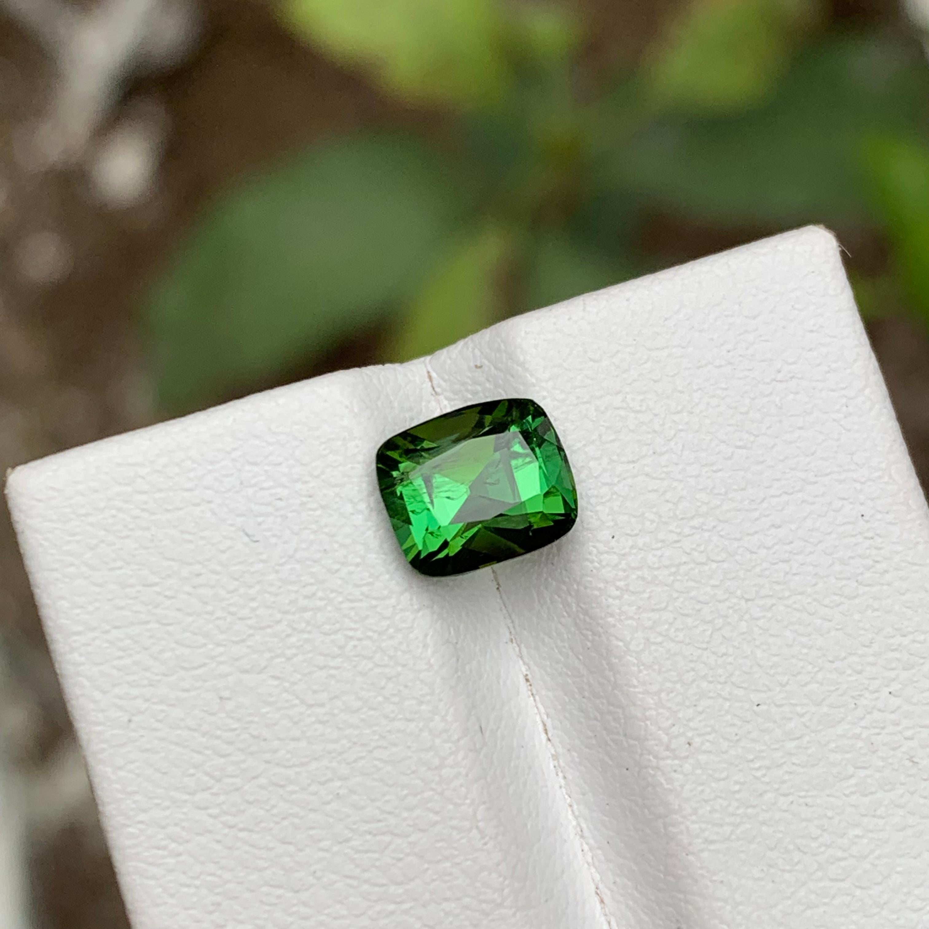 Contemporary Rare Green Natural Tourmaline Loose Gemstone 2.10Ct Cushion Cut for Ring/Jewelry For Sale