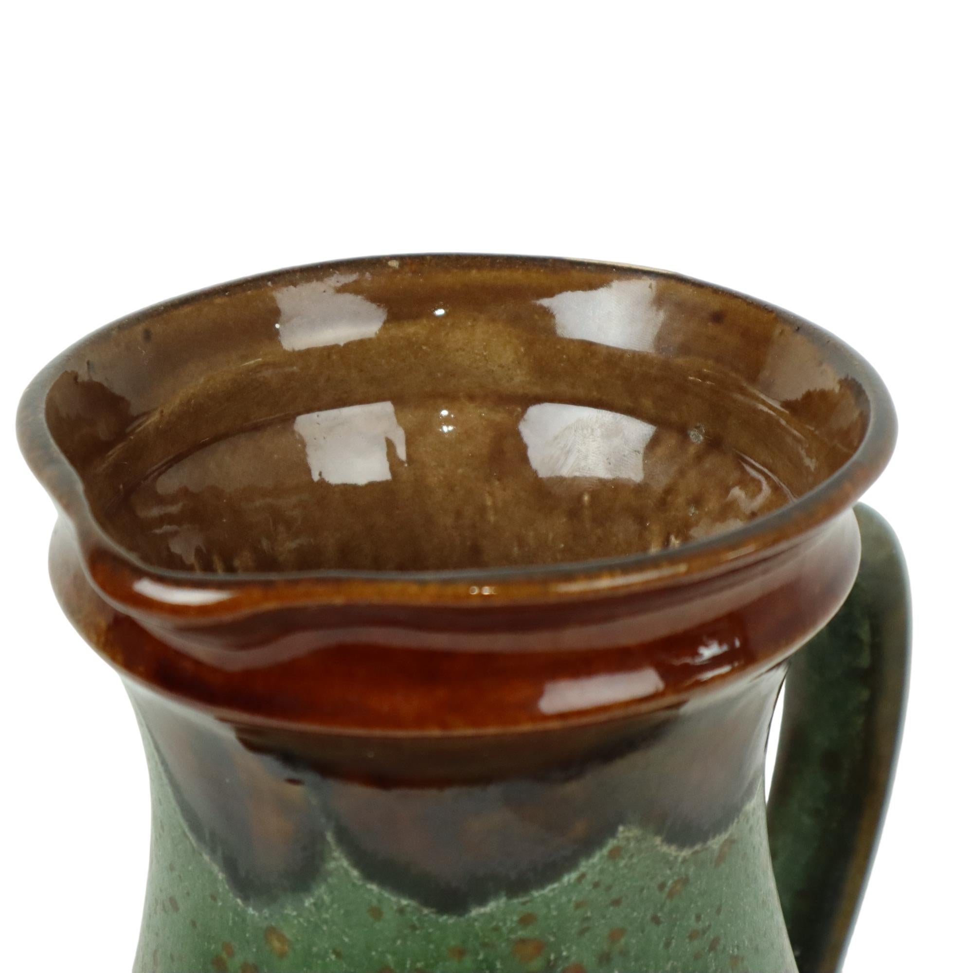 Ceramica Raro vaso verde Terrazzo Germania Ovest in terracotta Ü-Keramik 1808-30 in vendita