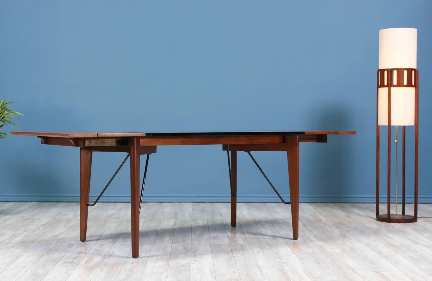 Rare Greta M. Grossman Dining Table for Glenn of California In Excellent Condition In Los Angeles, CA