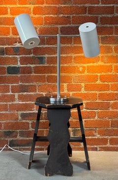 Rara lampada da tavolo regolabile a doppio cono di Greta Von Nessen