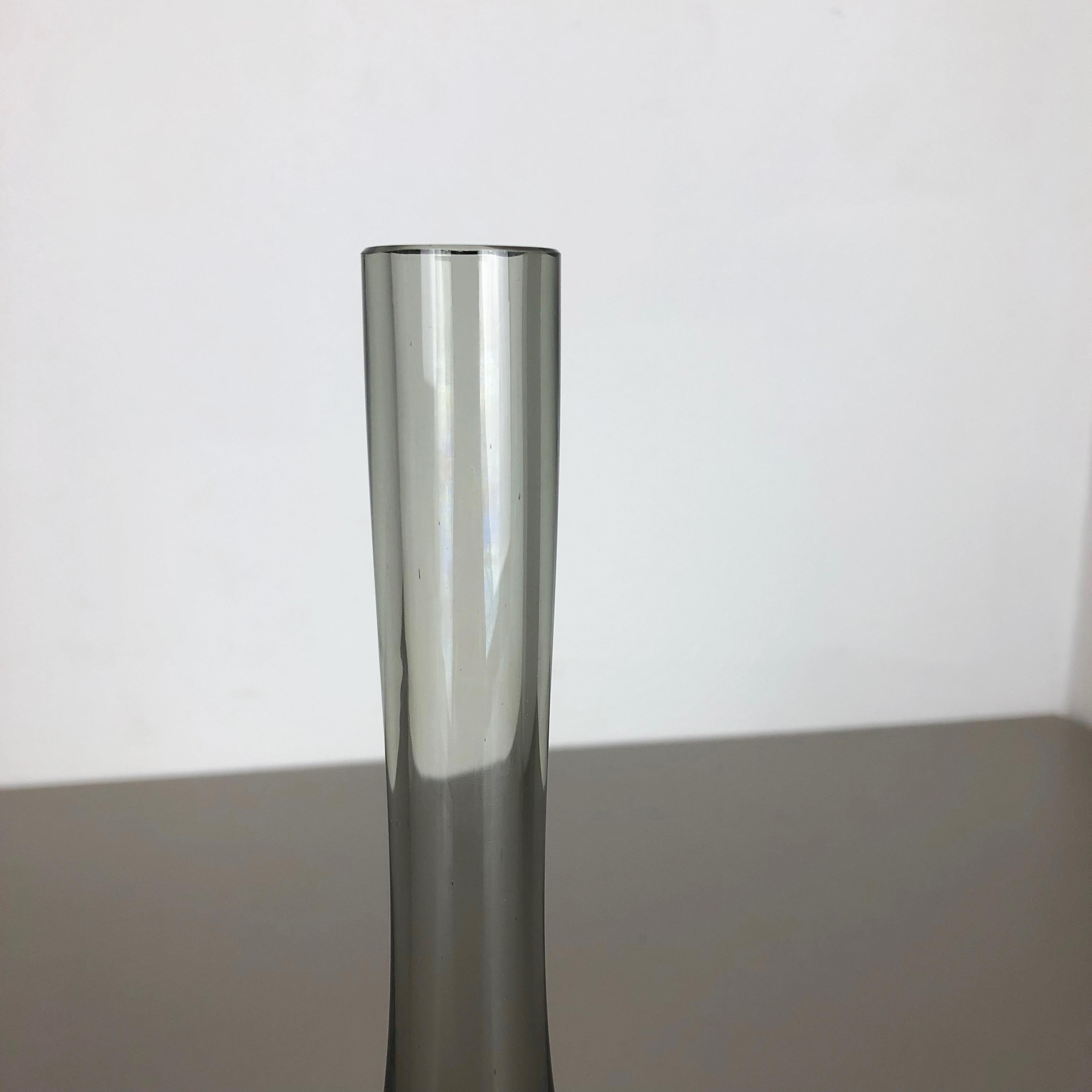 Rare Grey 1960s Murano Glass Sommerso Single-Stem Vase by Flavio Poli, Italy 4