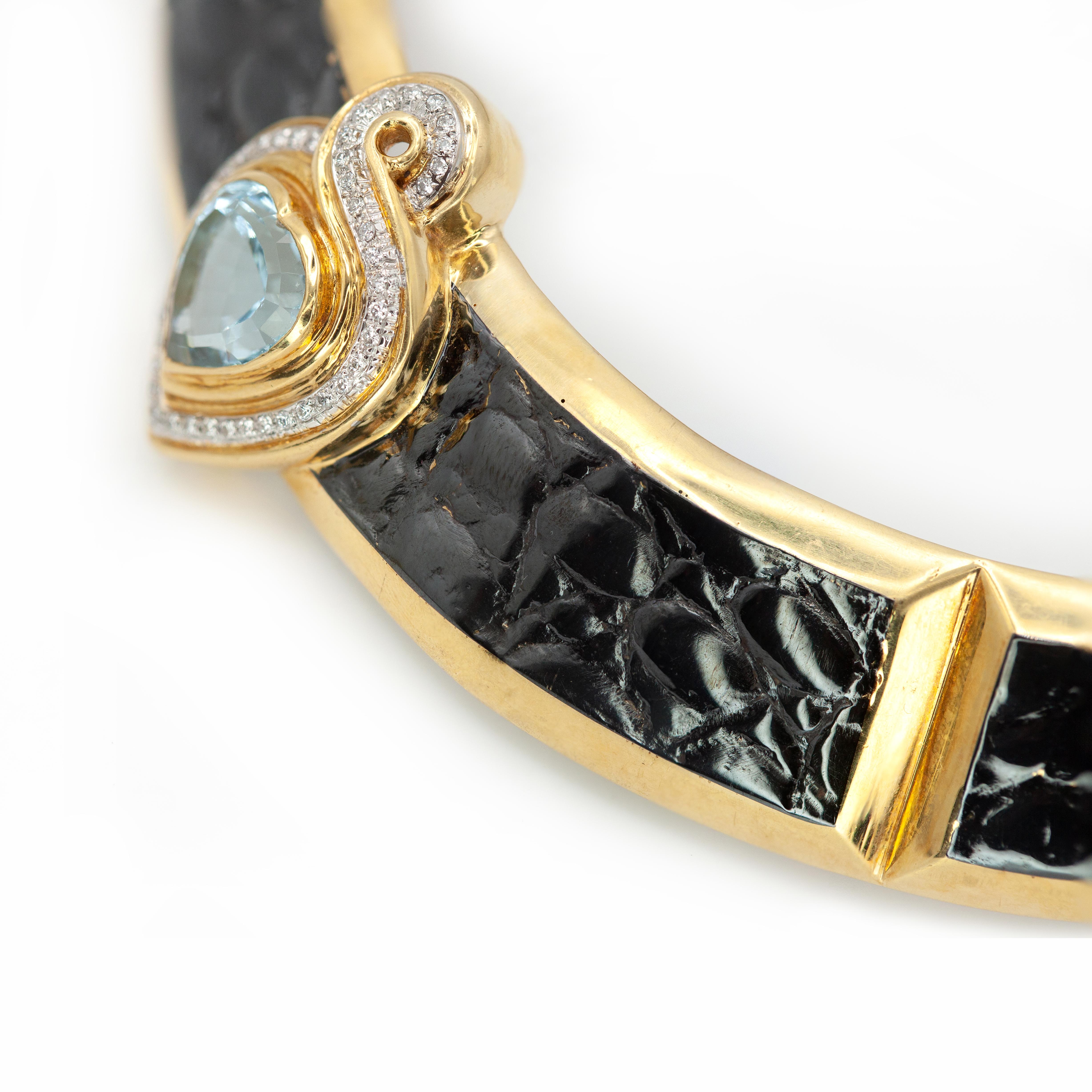 Donna Rara collana e orecchini Gucci 18K YG con diamanti, topazio e smalto nero in vendita