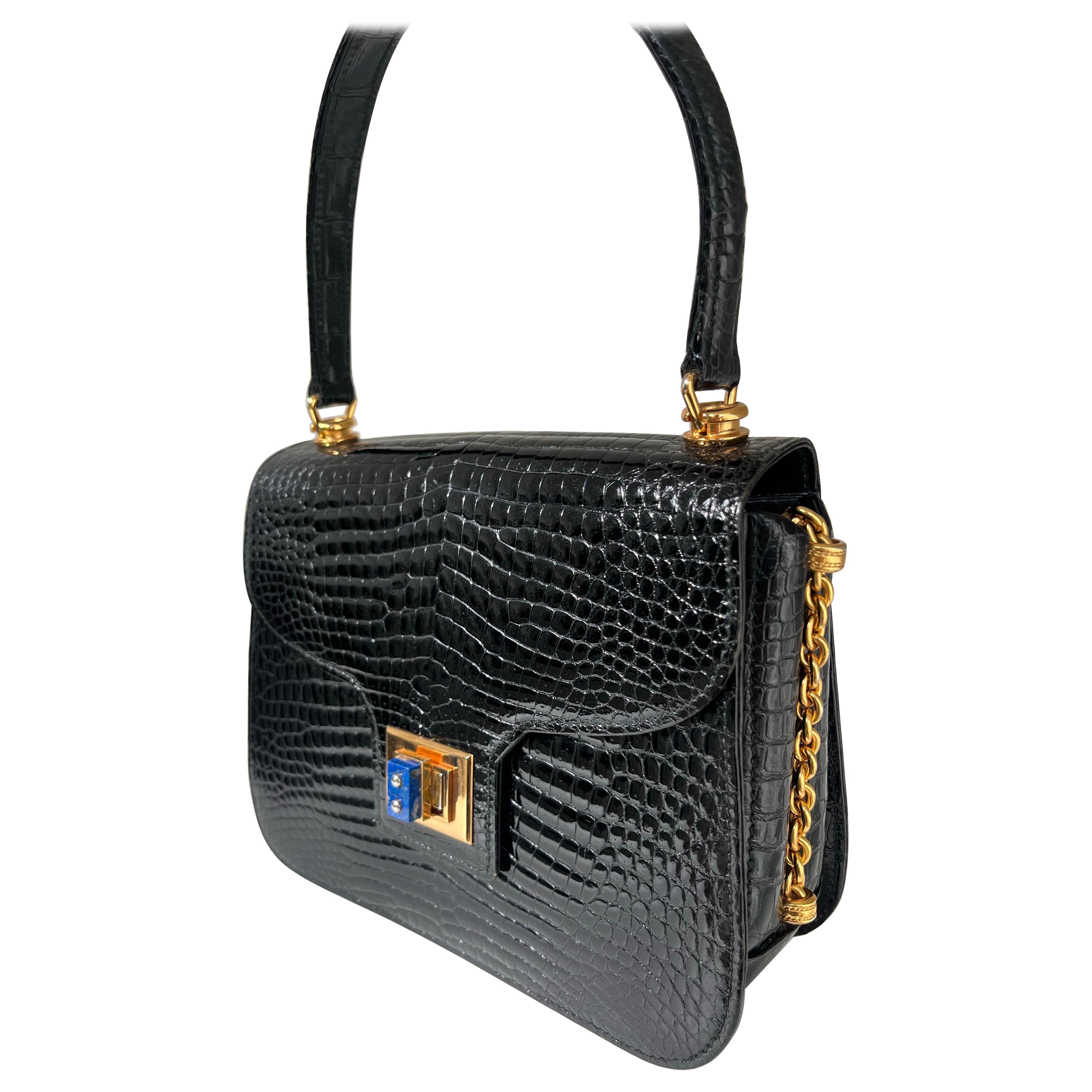 Rare Gucci 80's Vintage Alligator skin handbag jeweled lapis lazuli clasp. en vente
