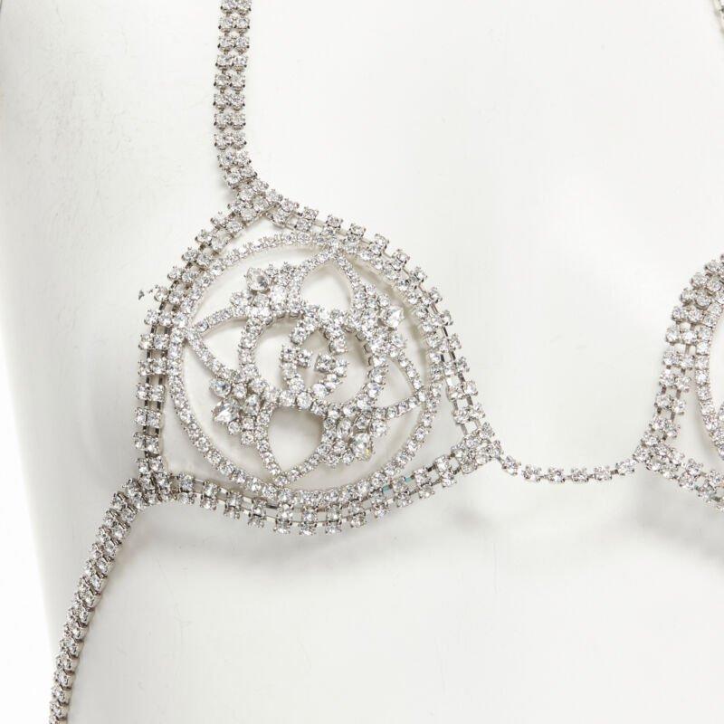 rare GUCCI ALESSANDRO MICHELE 2019 Runway GG rhinestone crystals showgirl bra
Reference: TGAS/C01510
Brand: Gucci
Designer: Alessandro Michele
Collection: 2019 - Runway
Material: Metal
Color: Silver
Pattern: Solid
Closure: Lobster Clasp
Extra