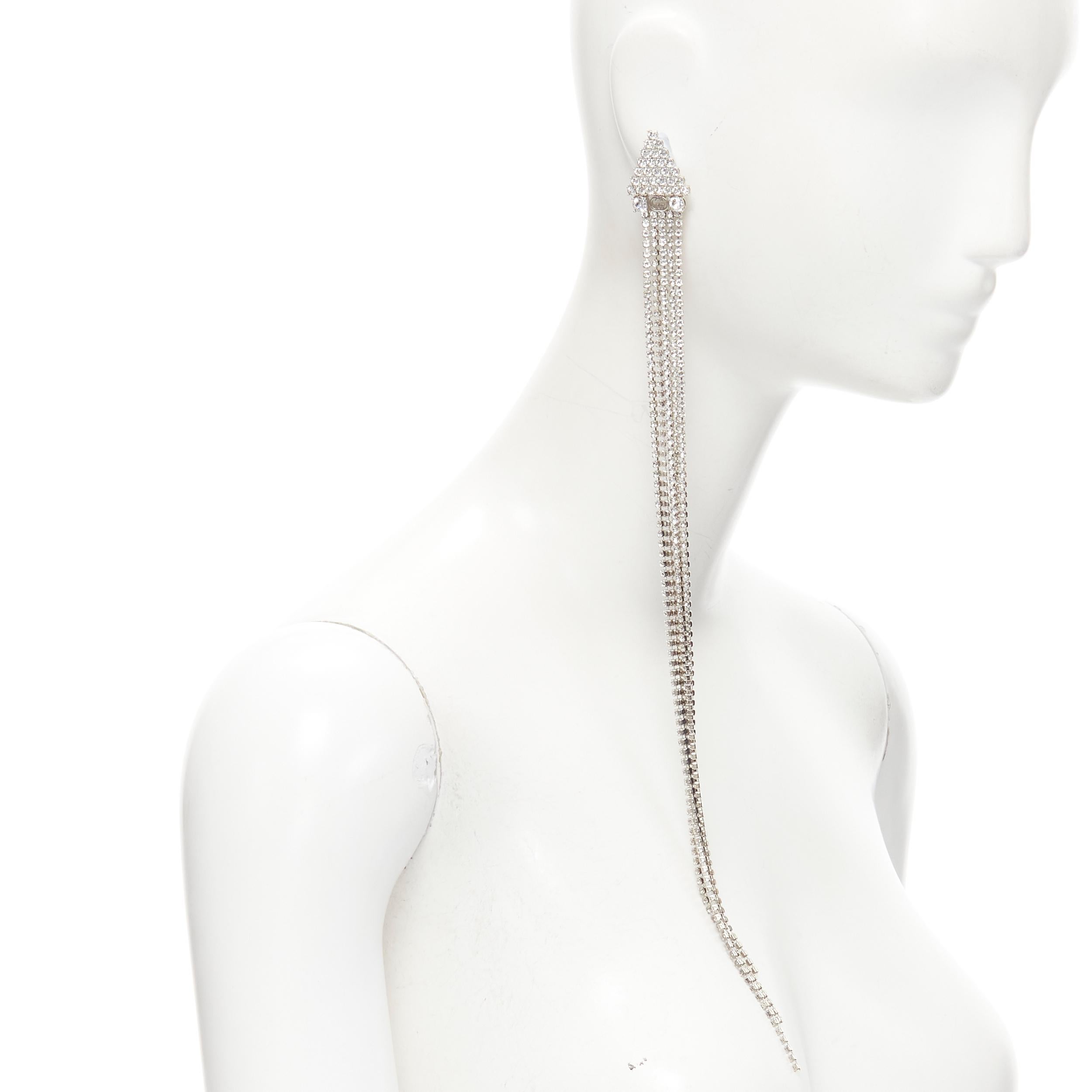 rare GUCCI ALESSANDRO MICHELE triangle long tassel single statement earring
Reference: TGAS/C01516
Brand: Gucci
Designer: Alessandro Michele
Collection: Runway
Material: Metal
Color: Silver
Pattern: Solid
Closure: Pin
Extra Details: This is a