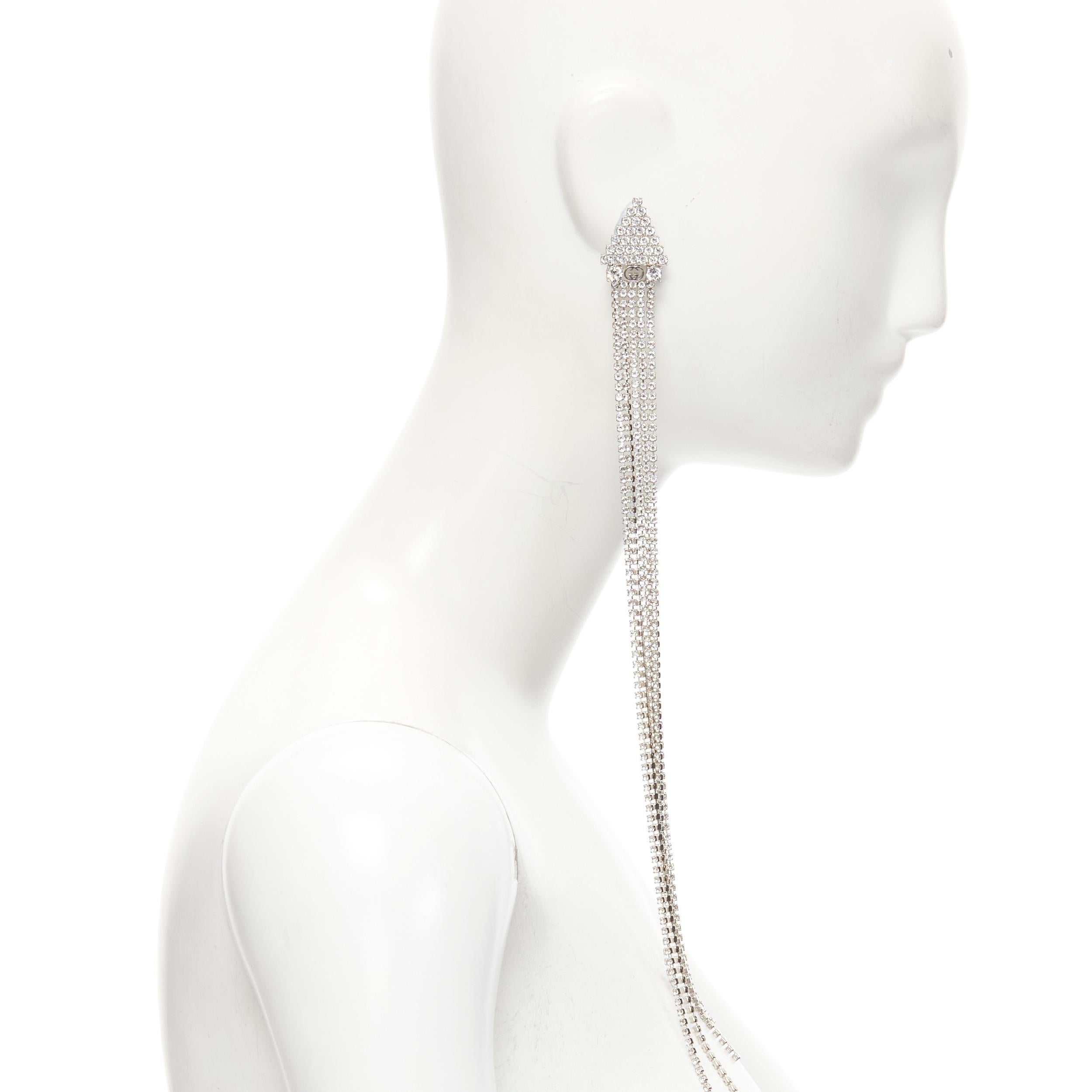 Rare GUCCI ALESSANDRO MICHELE triangle long tassel single statement earring In Excellent Condition For Sale In Hong Kong, NT