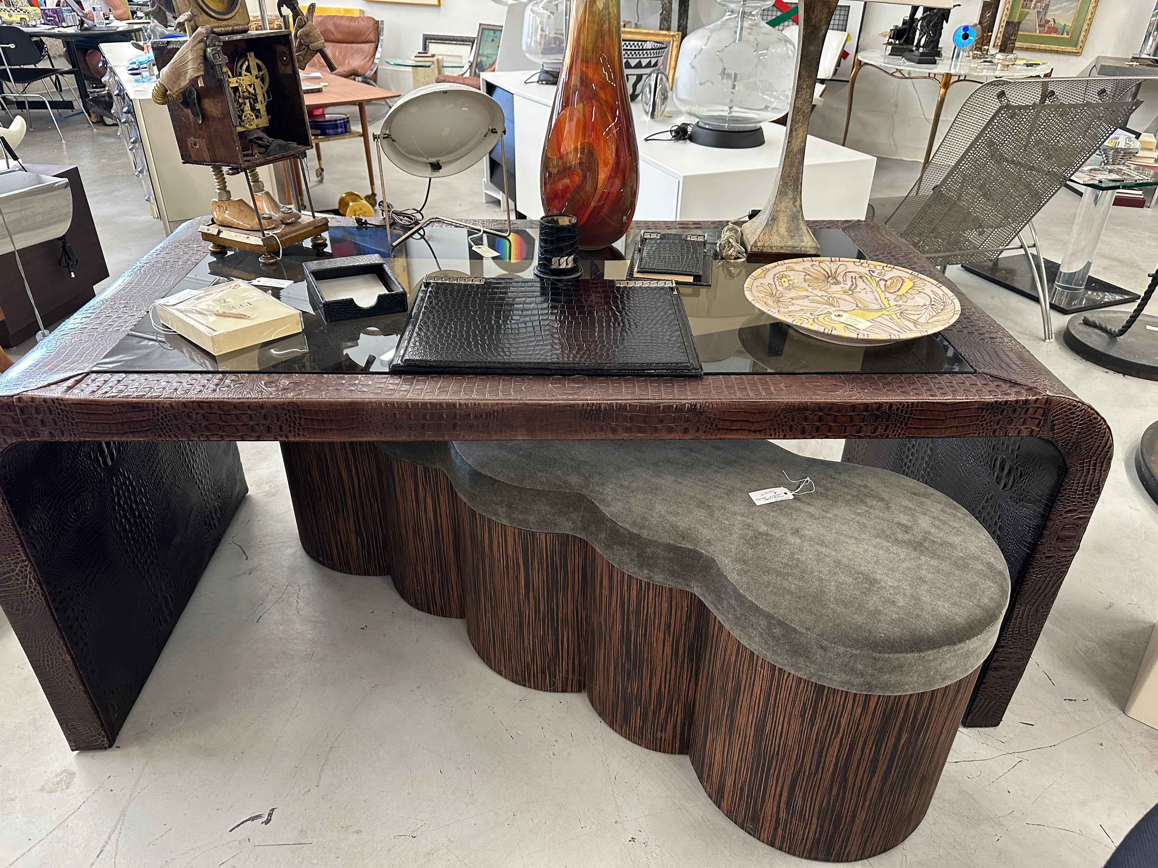 Rare Gucci Alligator / Crocodile Leather 4 Piece Desk Set For Sale 14