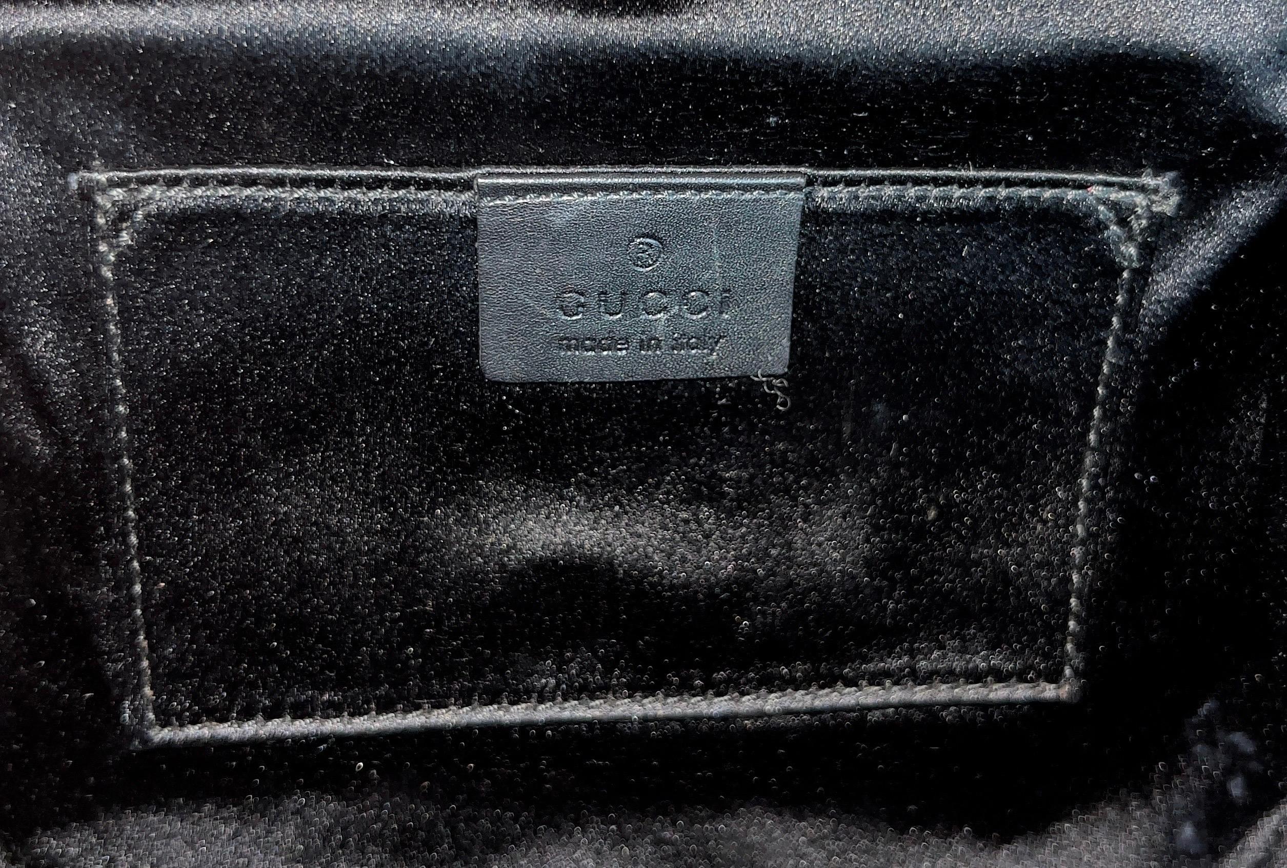 RARE Gucci by Tom Ford S/S 2003 Pink Embroidered Kimono Clutch Bag Purse For Sale 9