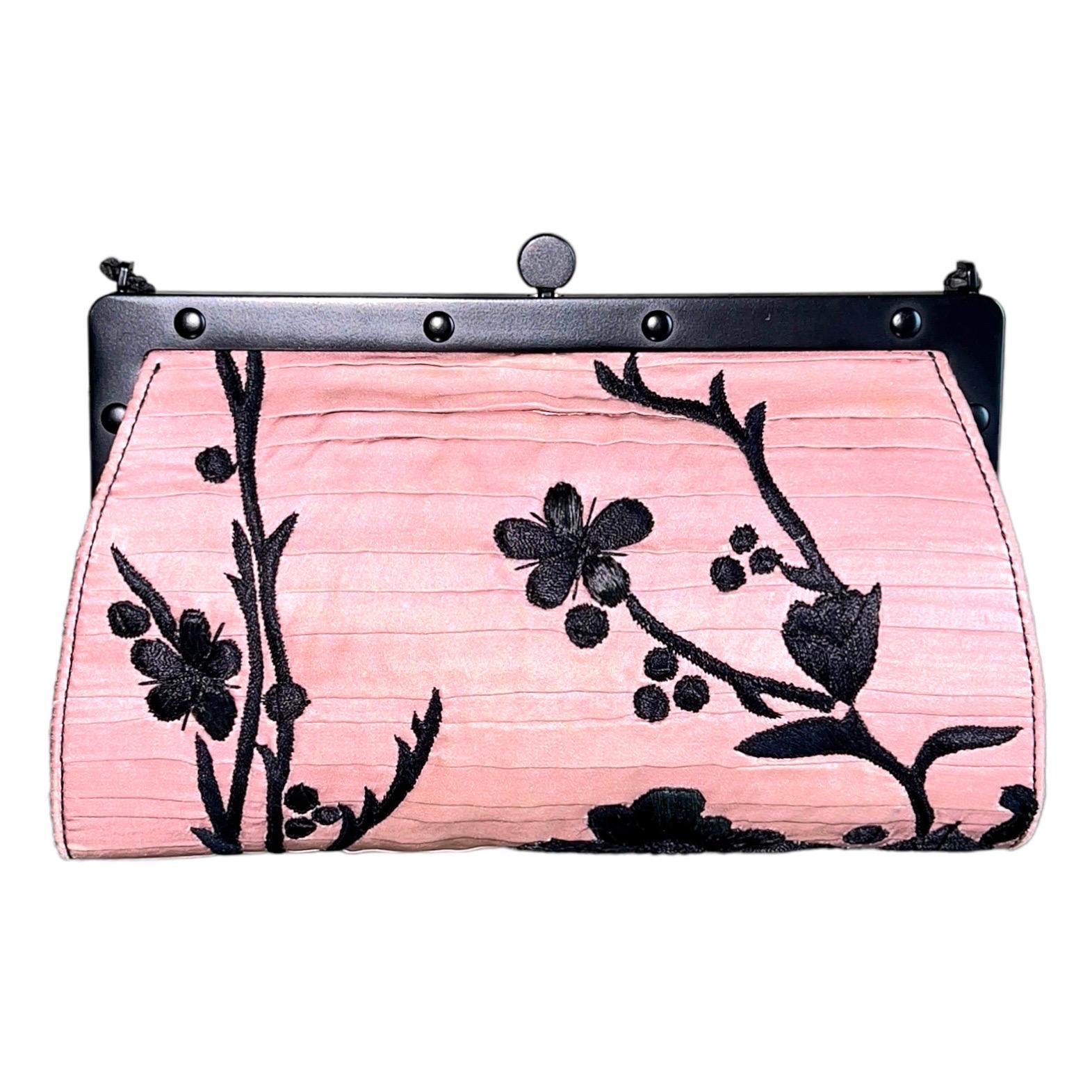 Black RARE Gucci by Tom Ford S/S 2003 Pink Embroidered Kimono Clutch Bag Purse For Sale