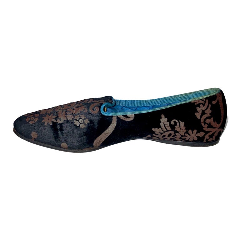 Blue Rare Gucci by Tom Ford Velvet Brocade Print Flats Slippers Loafers For Sale