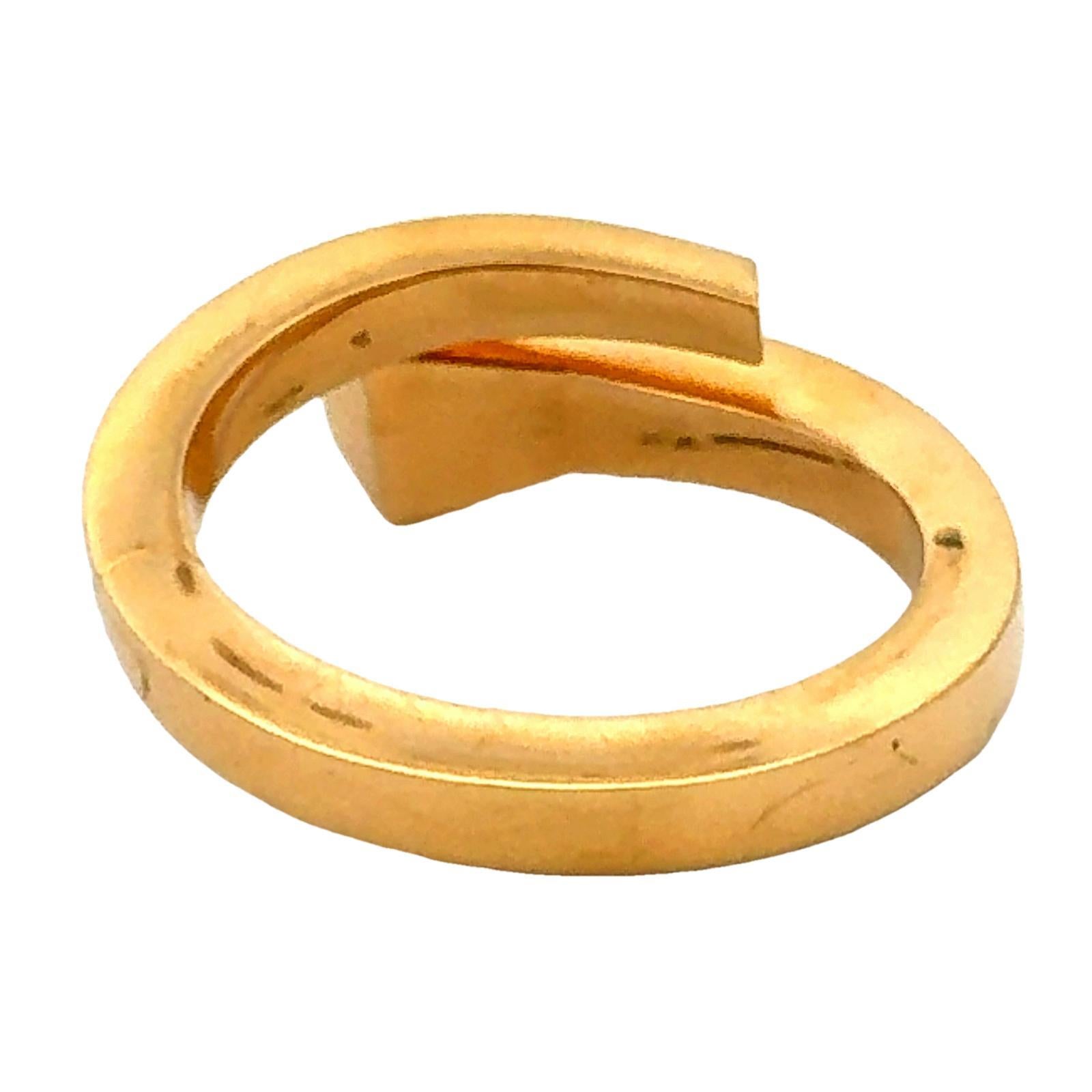Rare Gucci Chiodo Hinged Bypass 18K Yellow Gold Cuff Bangle Bracelet Size 16 2