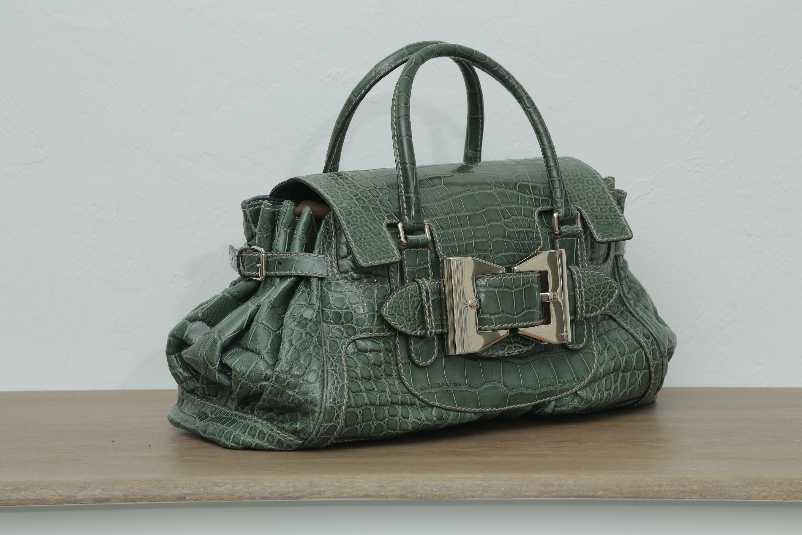  Seltene Gucci Weekend/Reisetasche aus grünem Krokodilleder in limitierter Auflage im Zustand „Hervorragend“ im Angebot in West palm beach, FL