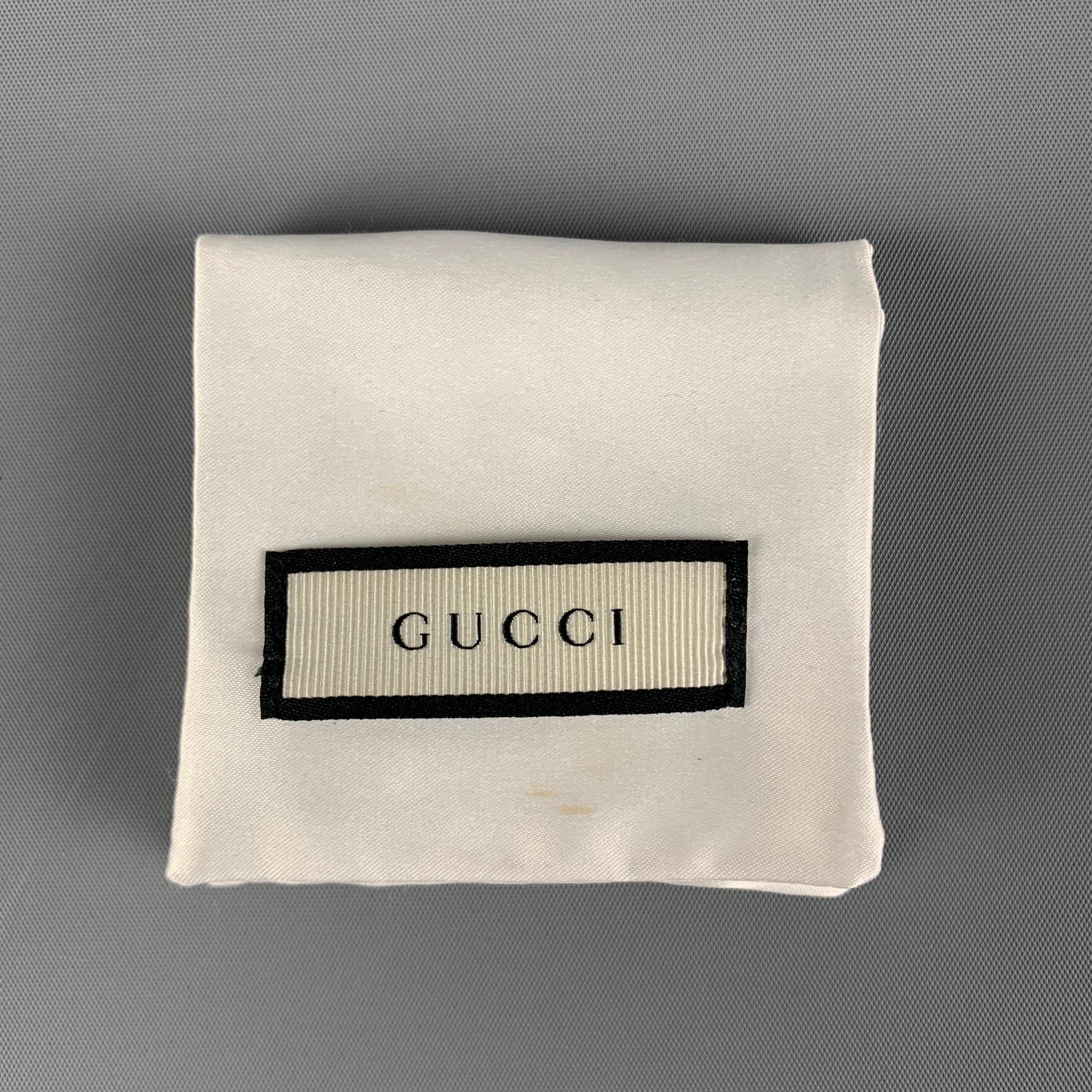 Rare GUCCI Silver Tone Anger Forest Engraved Single Ear Cuff Earrings In Good Condition In San Francisco, CA