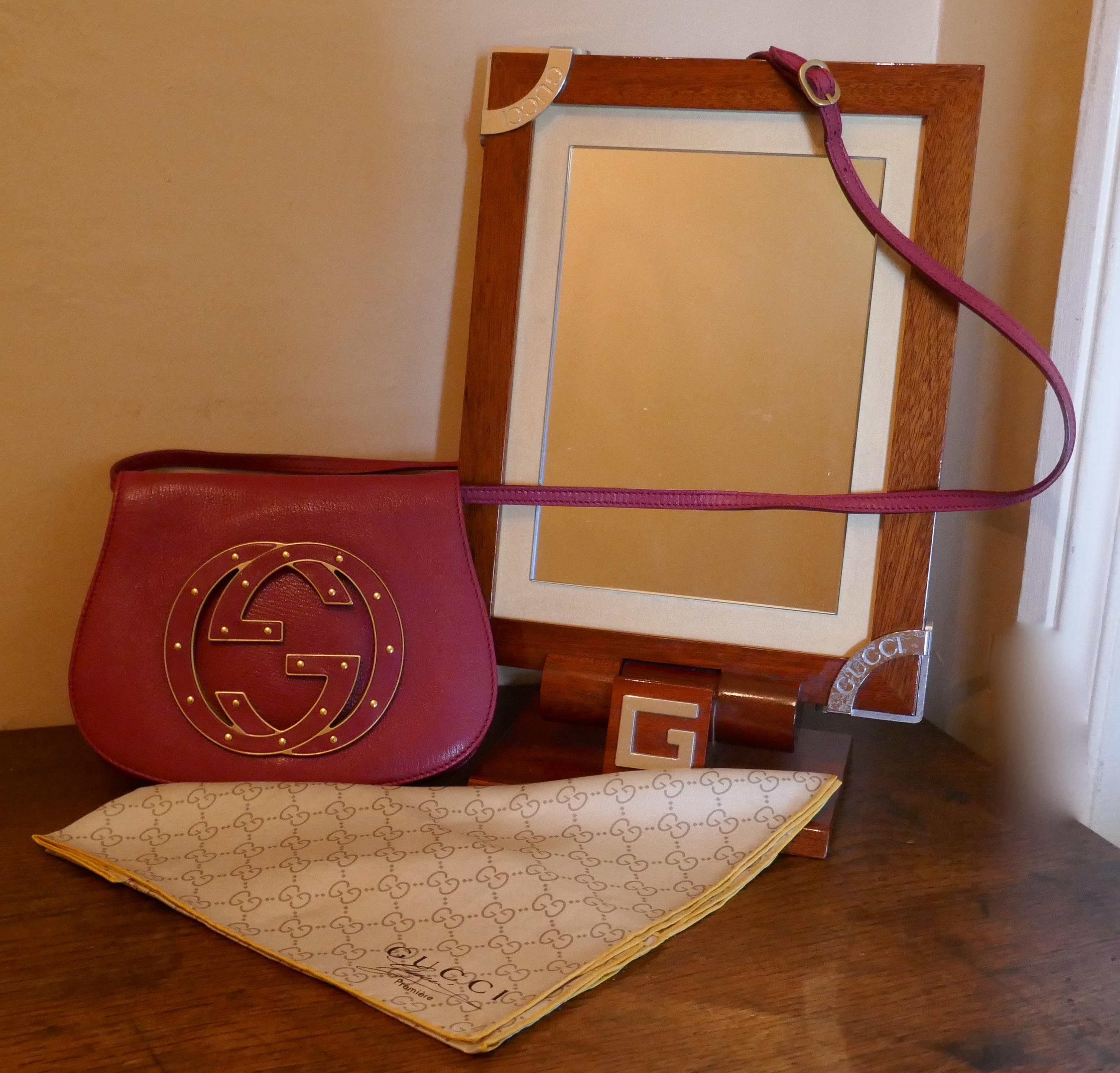 Gucci - Sac à bandoulière porté épaule en cuir rose « Soho », rare et rare   en vente 13