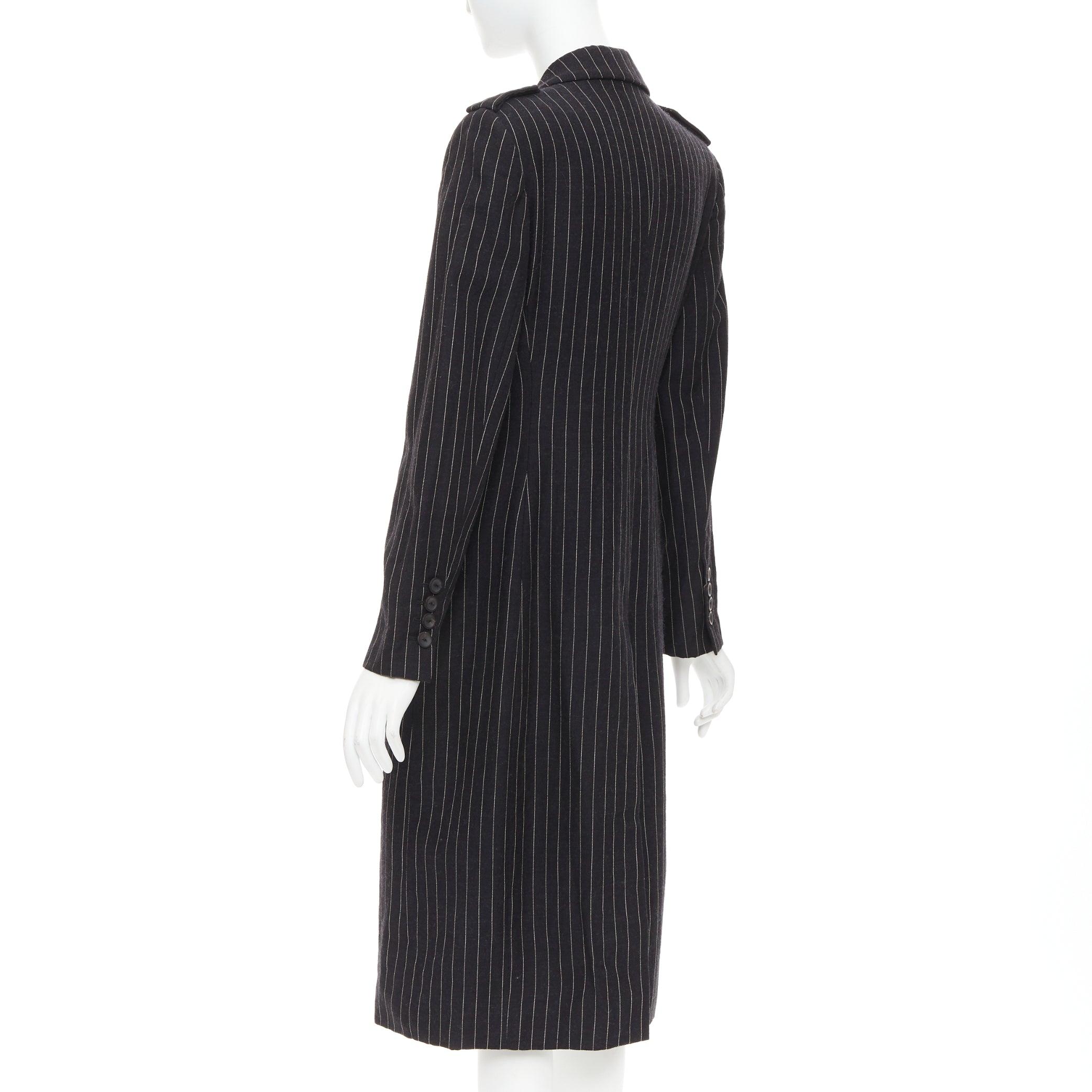 rare GUCCI Tom Ford 1996 Vintage Runway black wool pinstripe overcoat IT42 M For Sale 2