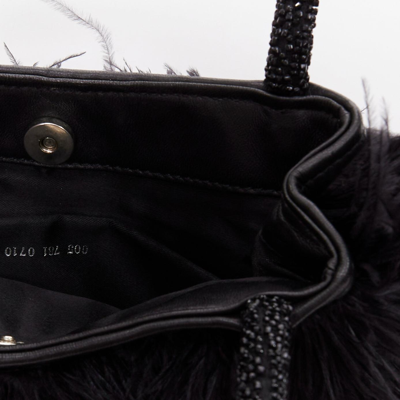 seltene GUCCI Tom Ford Vintage schwarz Straußenfeder Perlen Ledergriff Tasche im Angebot 6