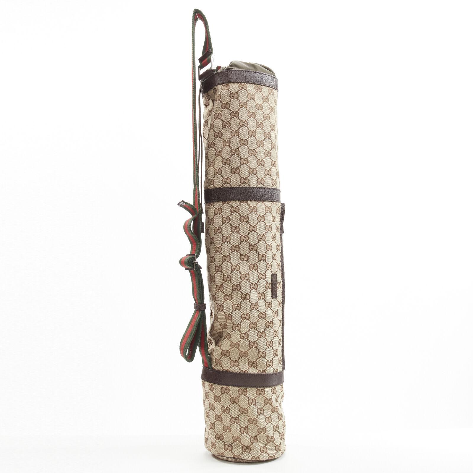 rare GUCCI Vintage GG monogram green red web crossbody yoga mat holder bag In Good Condition In Hong Kong, NT