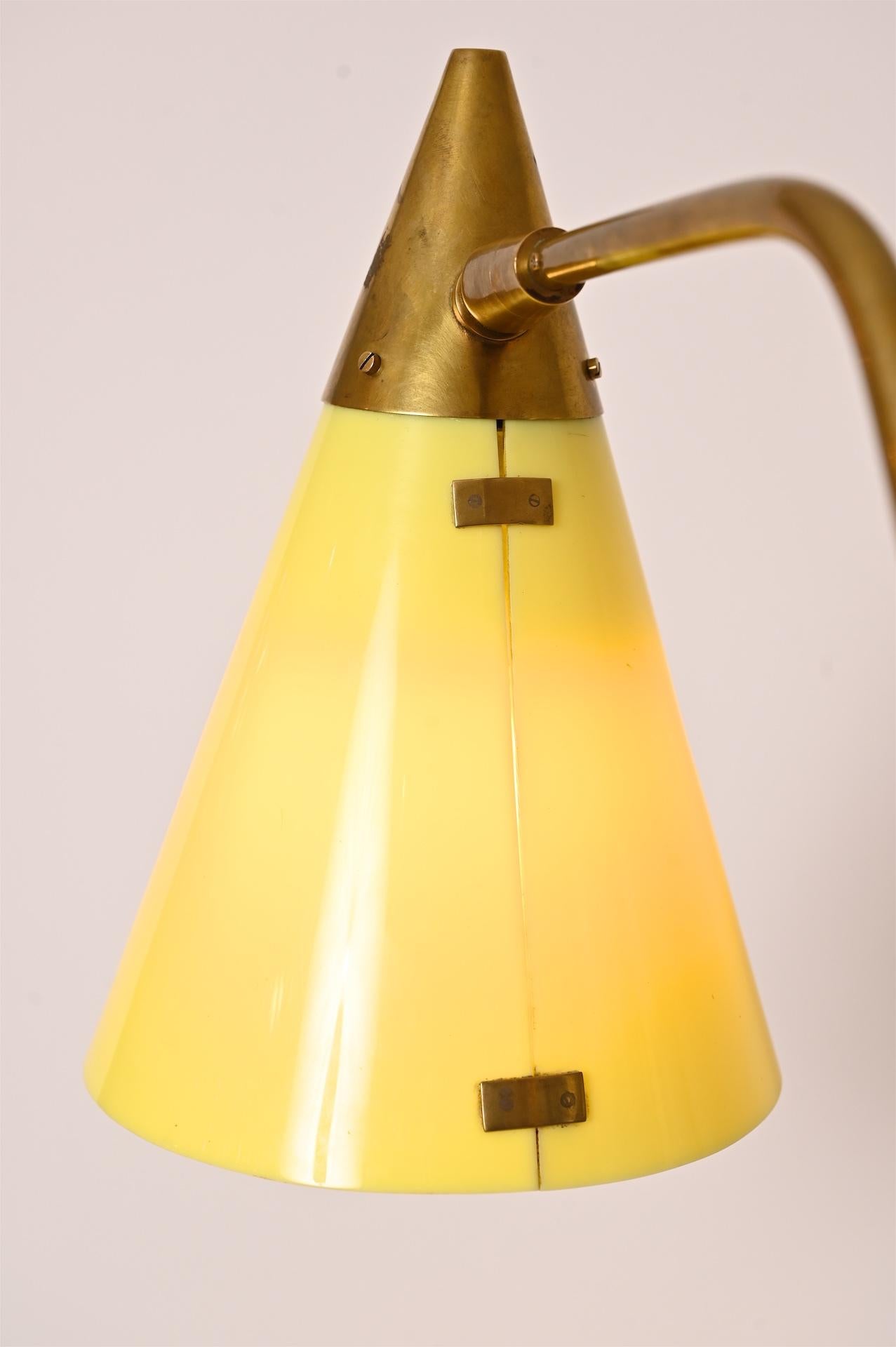 Rare Guiseppe Ostuni Floor Lamp, c1950 3